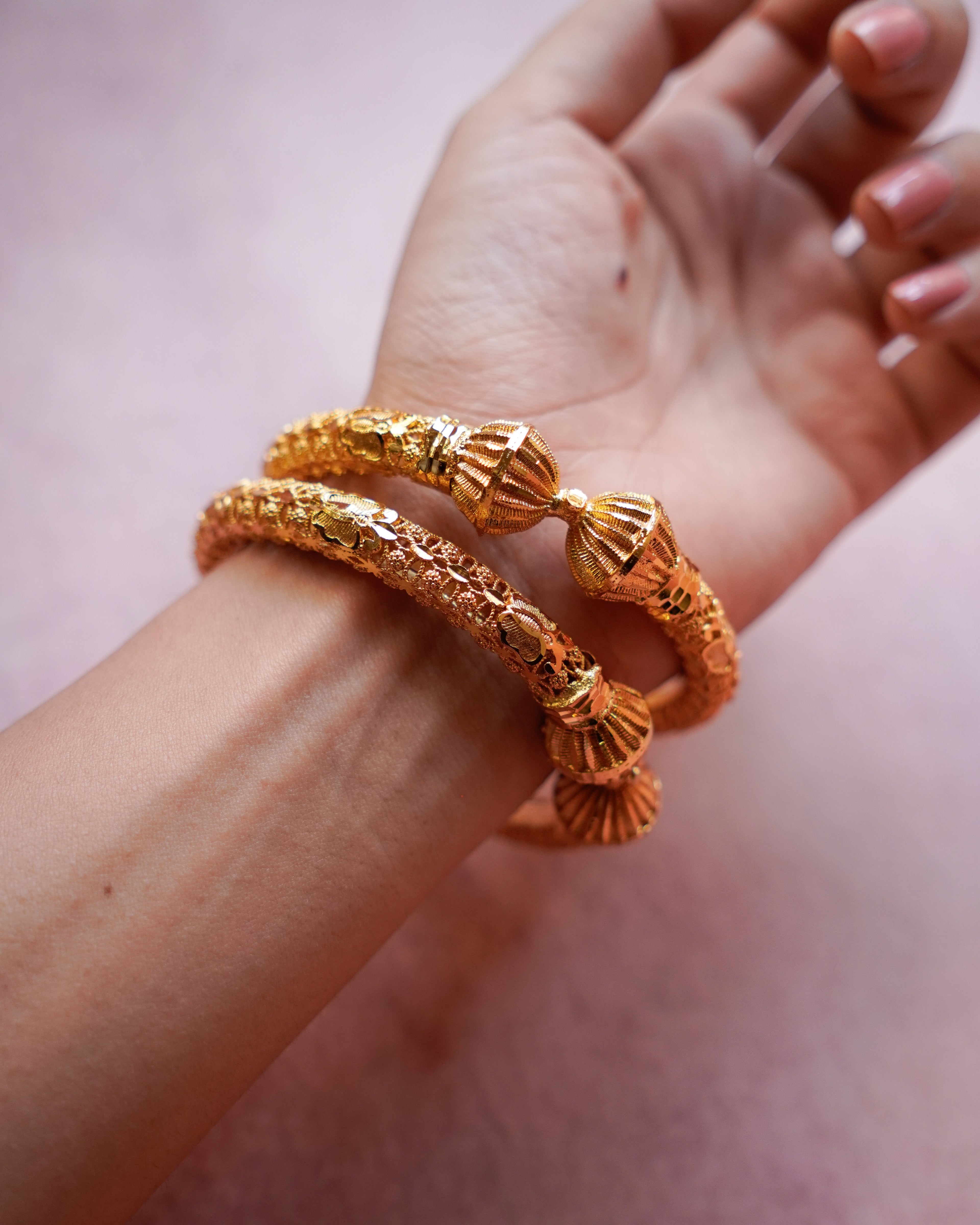 ORO-Gold Traditional Bangles