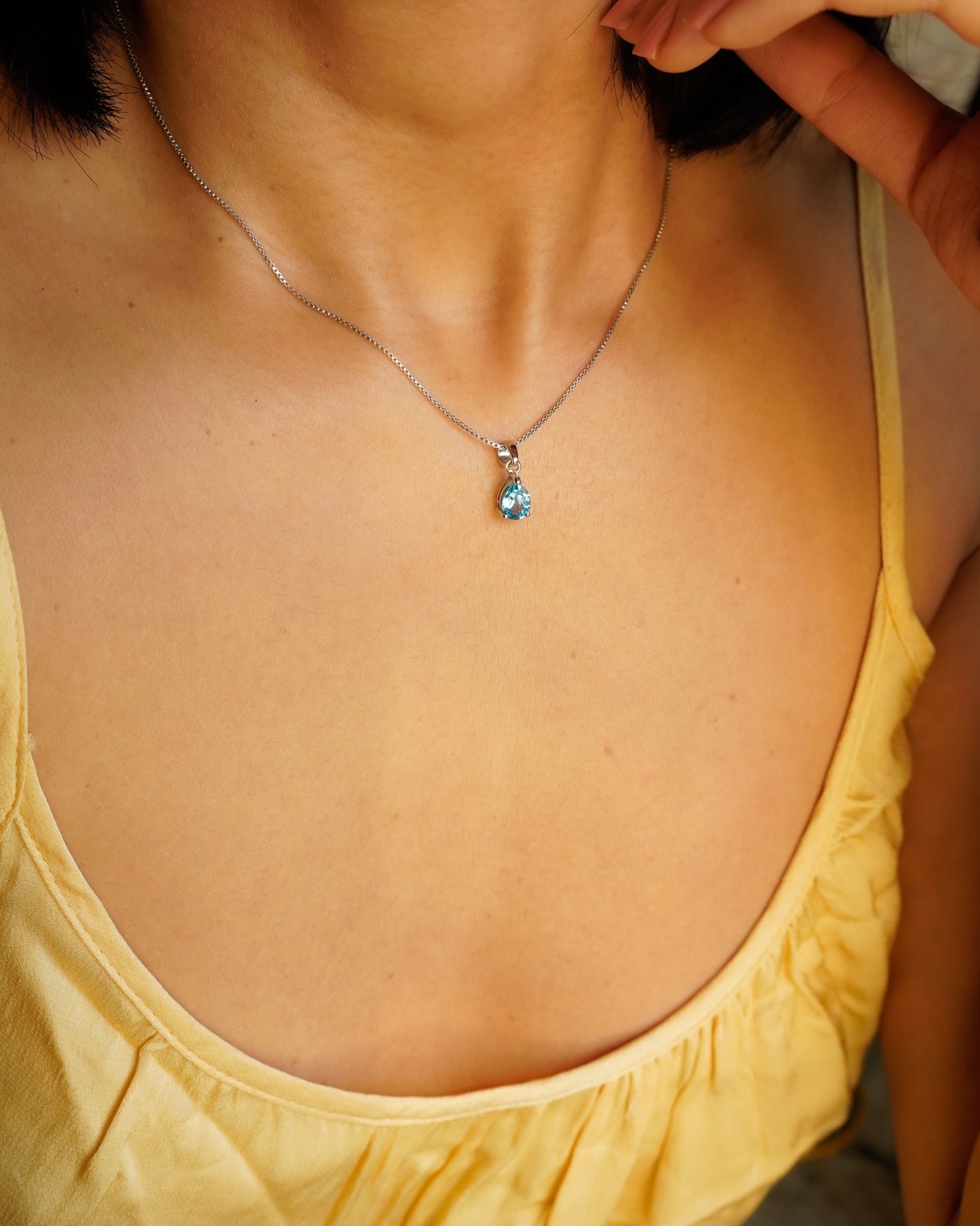 ARTEMIS-Ocean Blue Topaz Pendant In 925 Silver