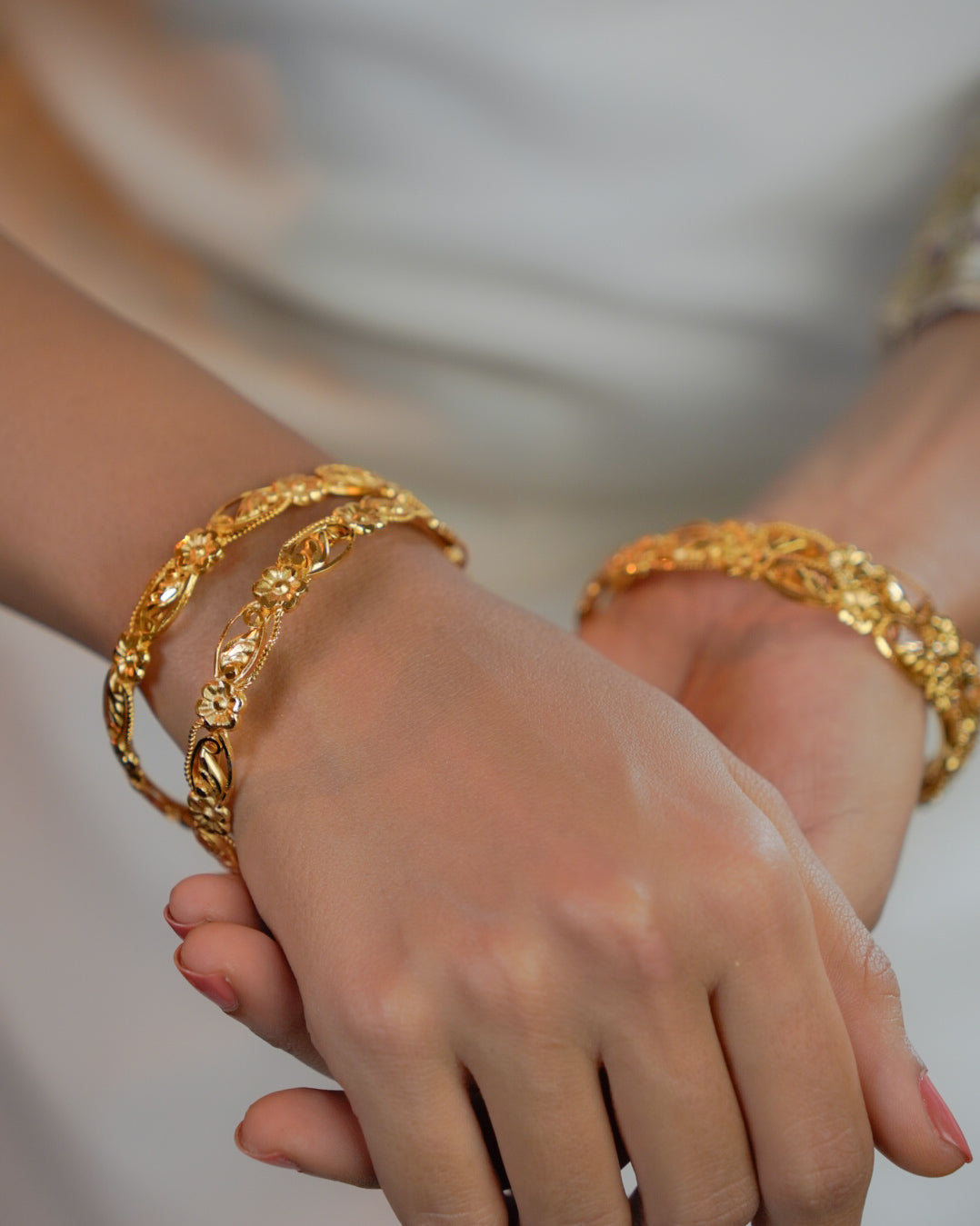 ORO-Gold Churi Bangles