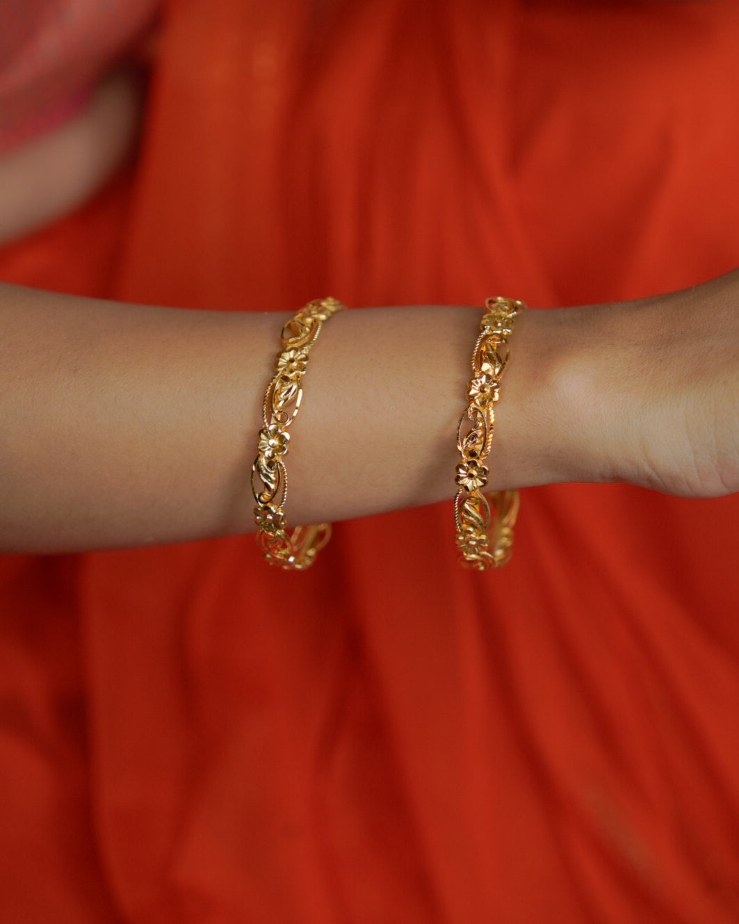 ORO-Gold Churi Bangles