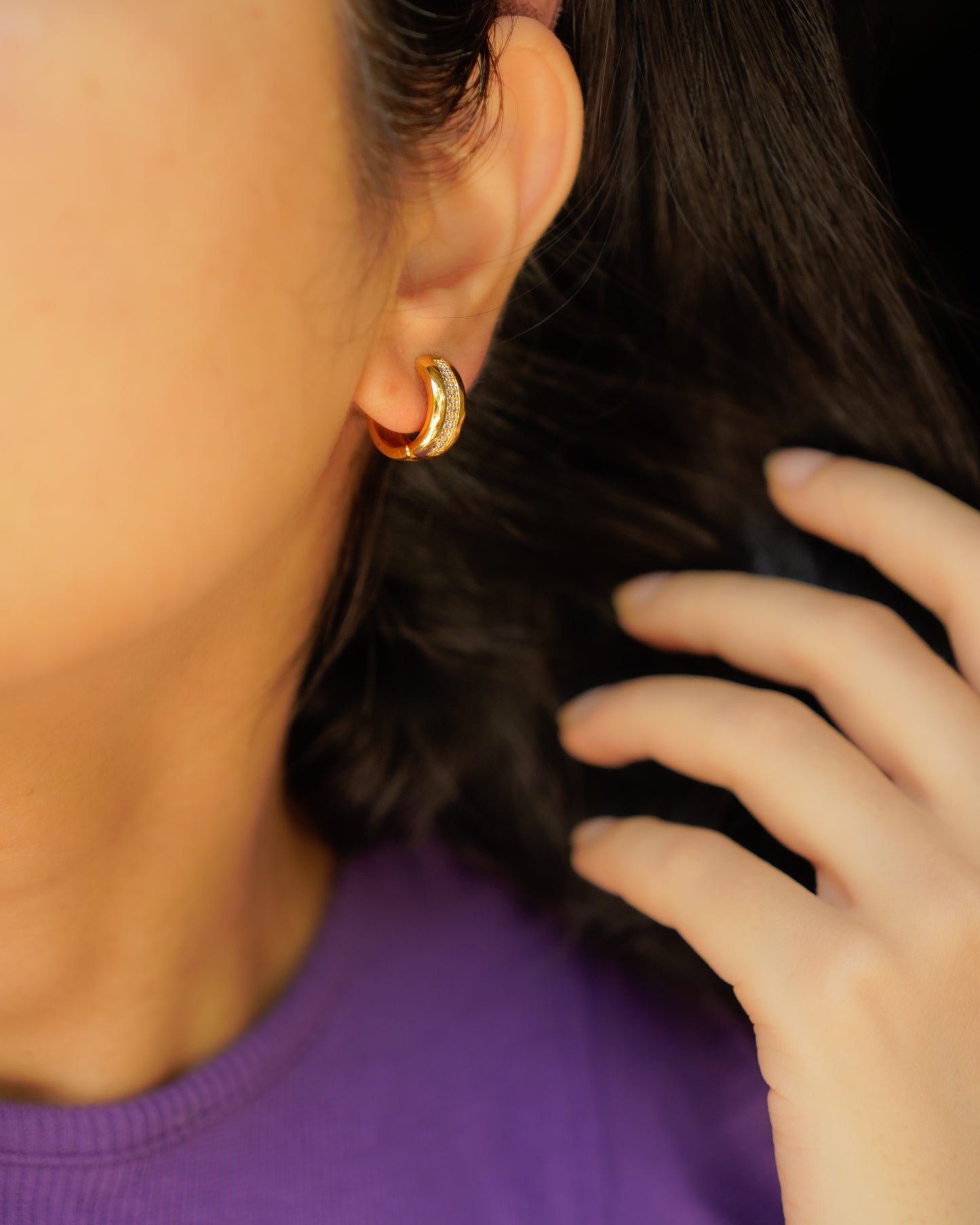 ORO-Round Everyday wear Hoops
