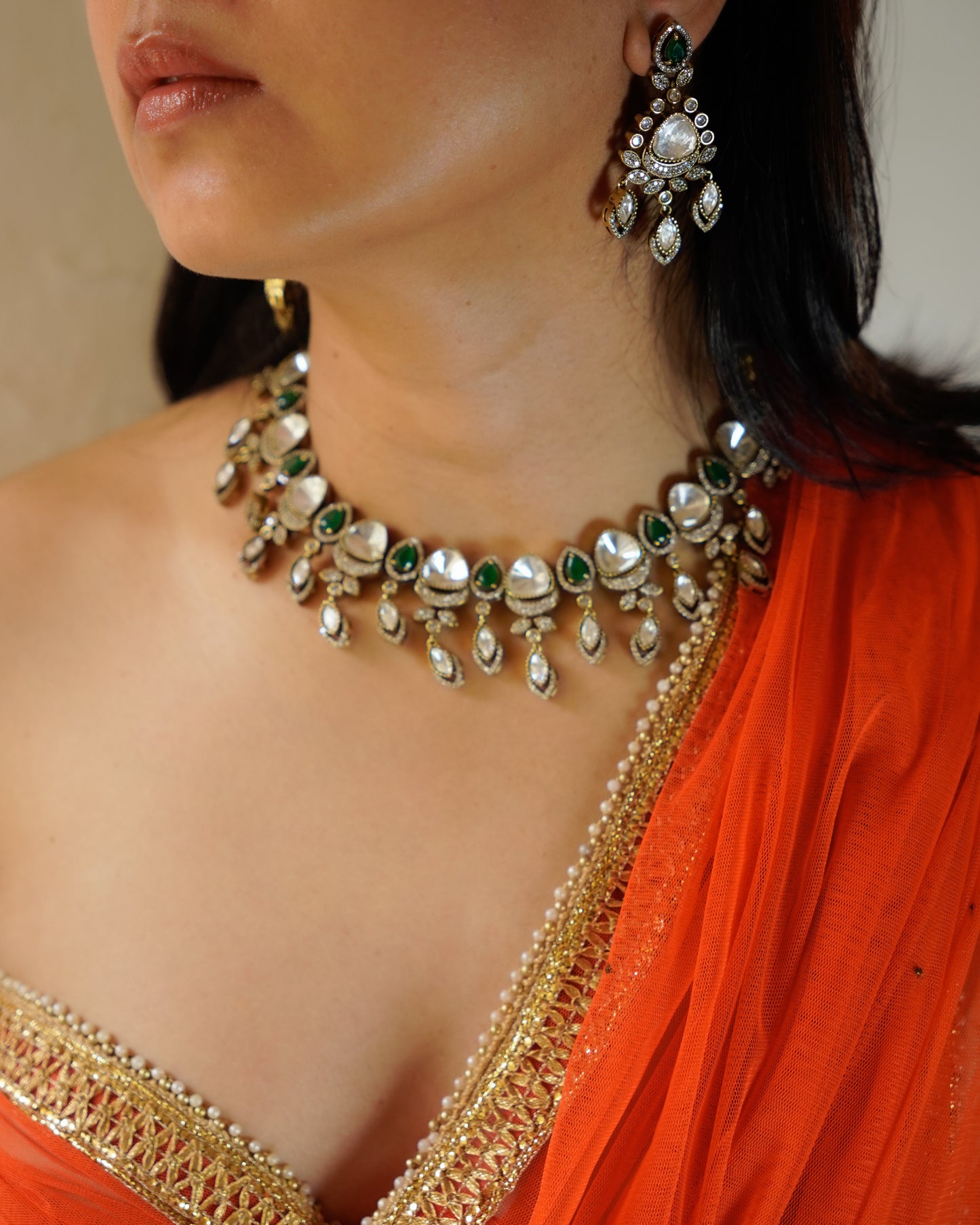 ZIKHIN- Exquisite Handmade Choker Necklace with Intricate Design