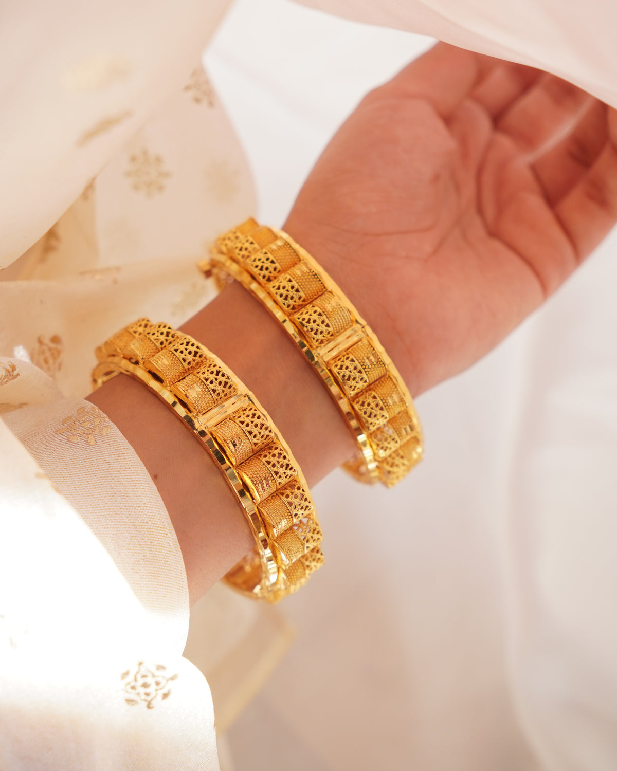 ORO- Structural Heritage Kada Set – 1gm Gold Plated Intricate Geometric Net Work Bangles set of 2