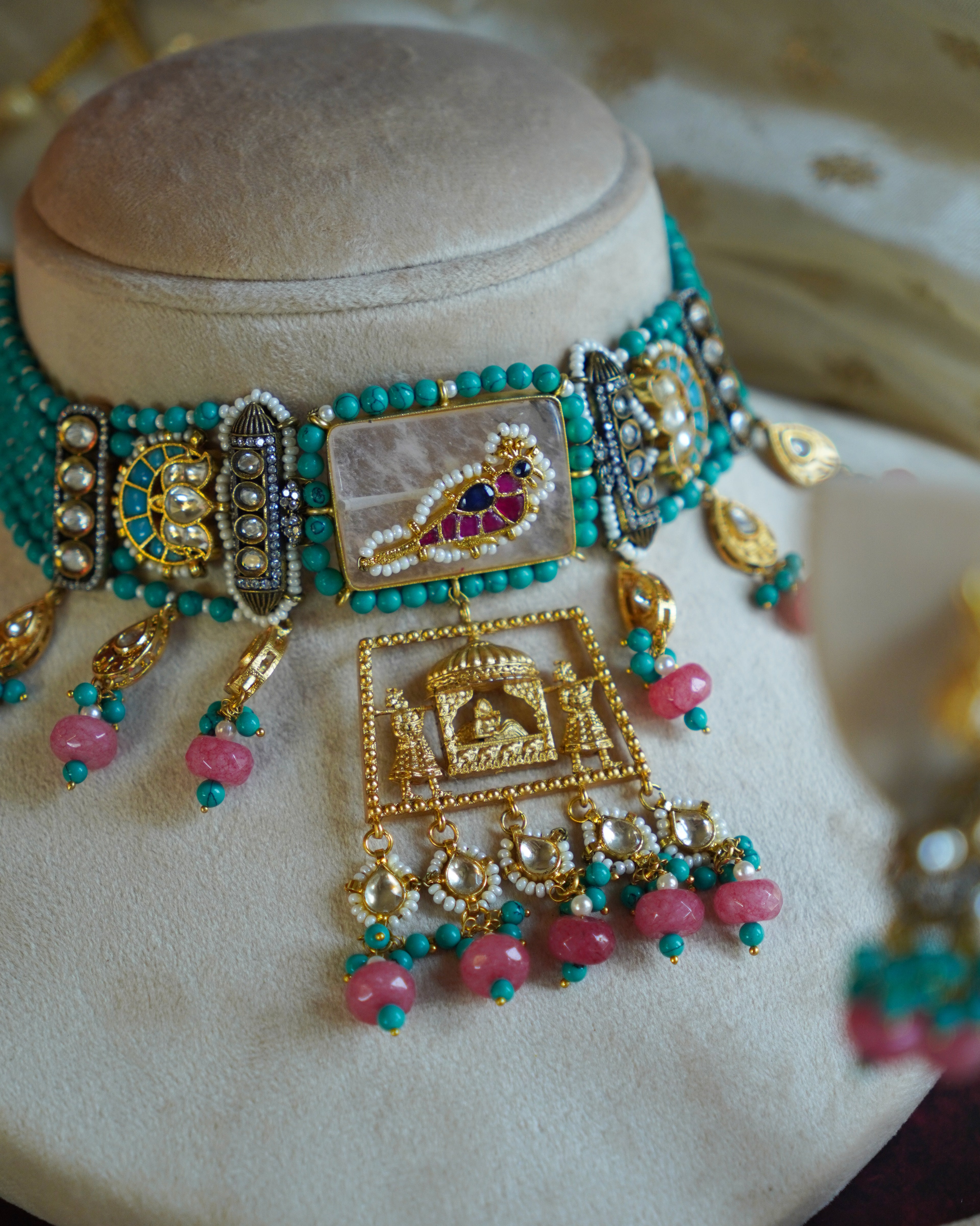 ROOP- Bride and Wedding Palki Stonework Kundan Choker Set