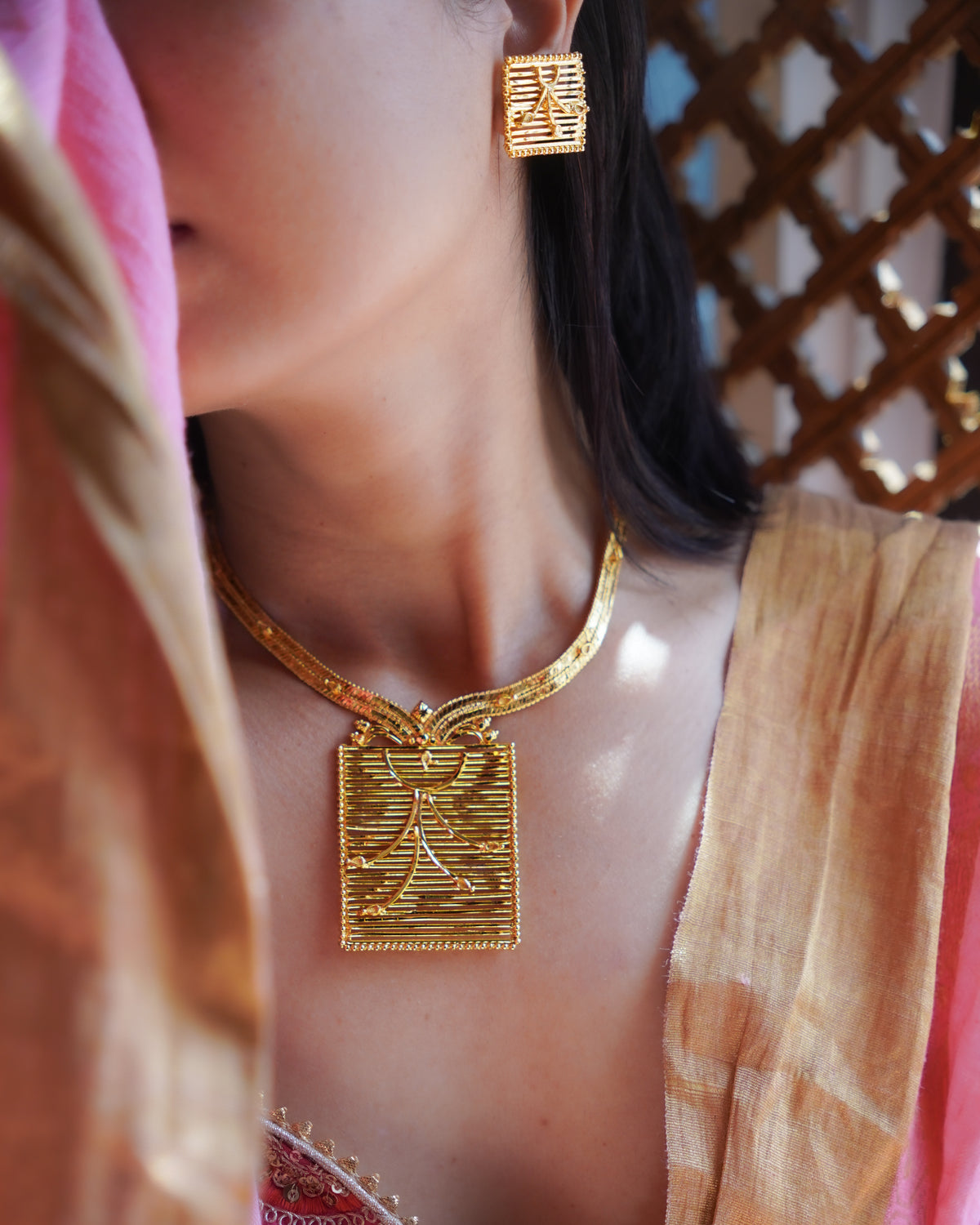 ORO-Grand Royal Gold Necklace Set