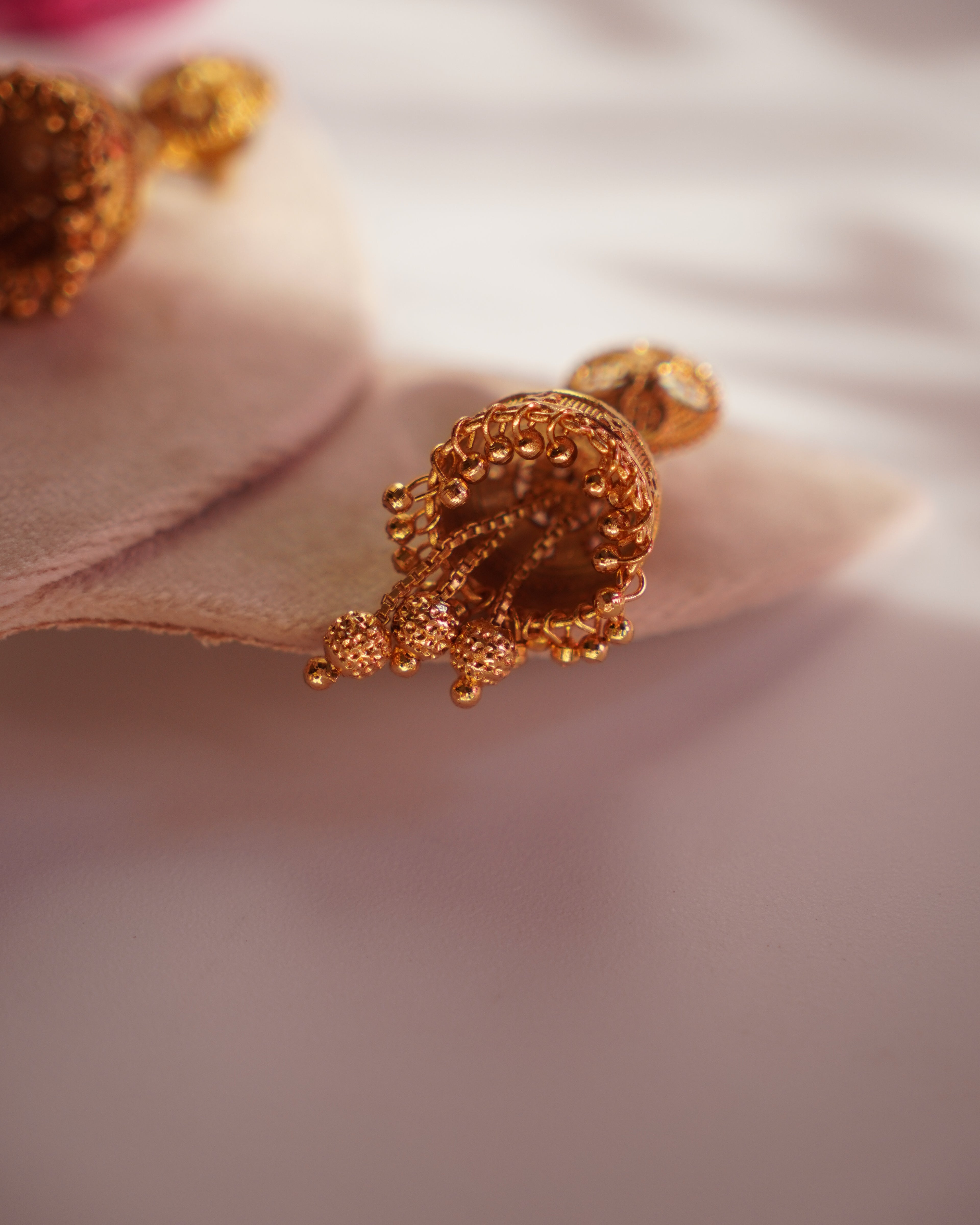 ORO-Divine Radiance Gold Jhumka Earrings