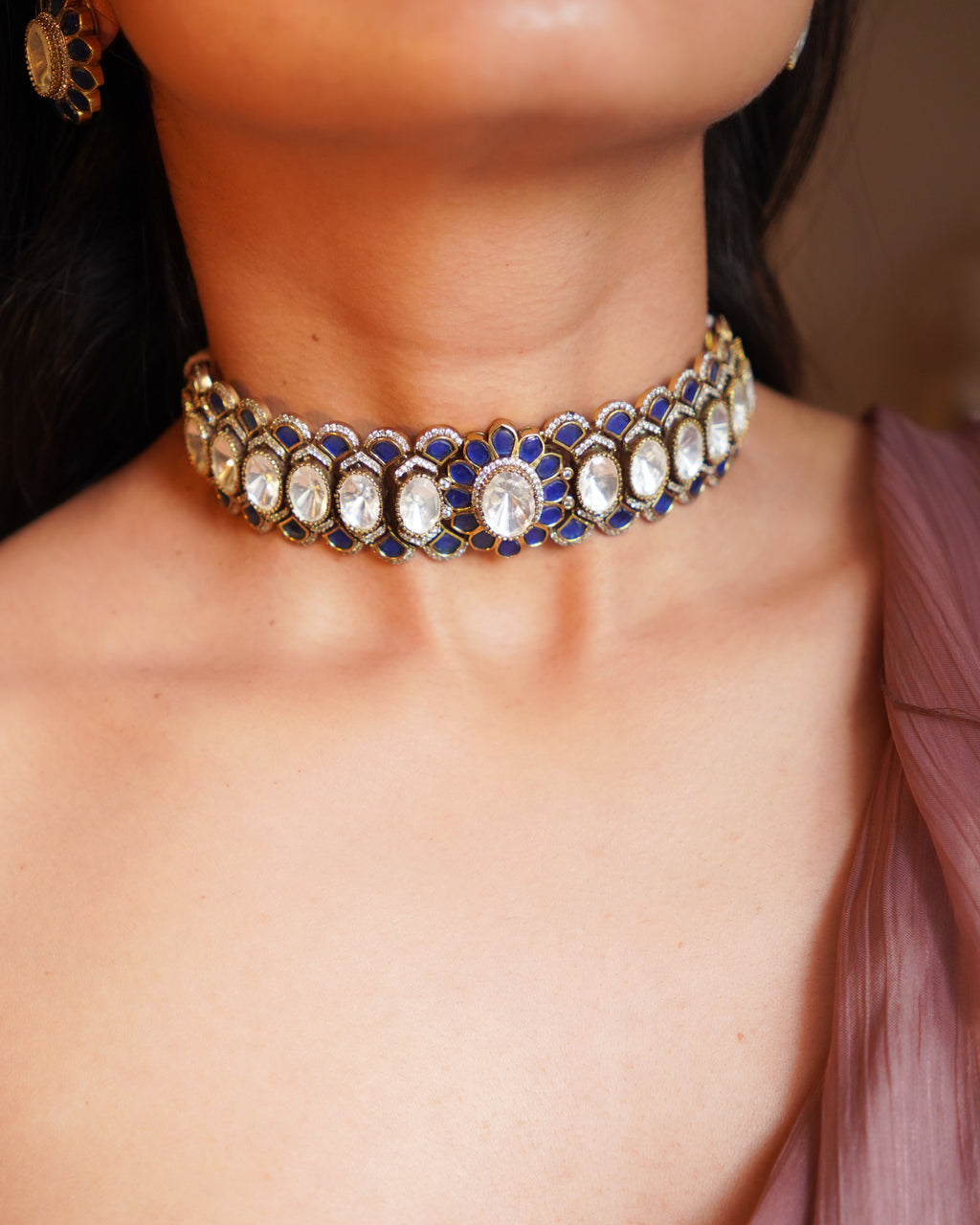 ZIKHIN- Maharani Splendor Elegant Choker Set