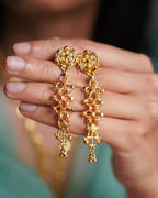 ORO- Flora Heart Motif Gold Plated Necklace & Earrings Set