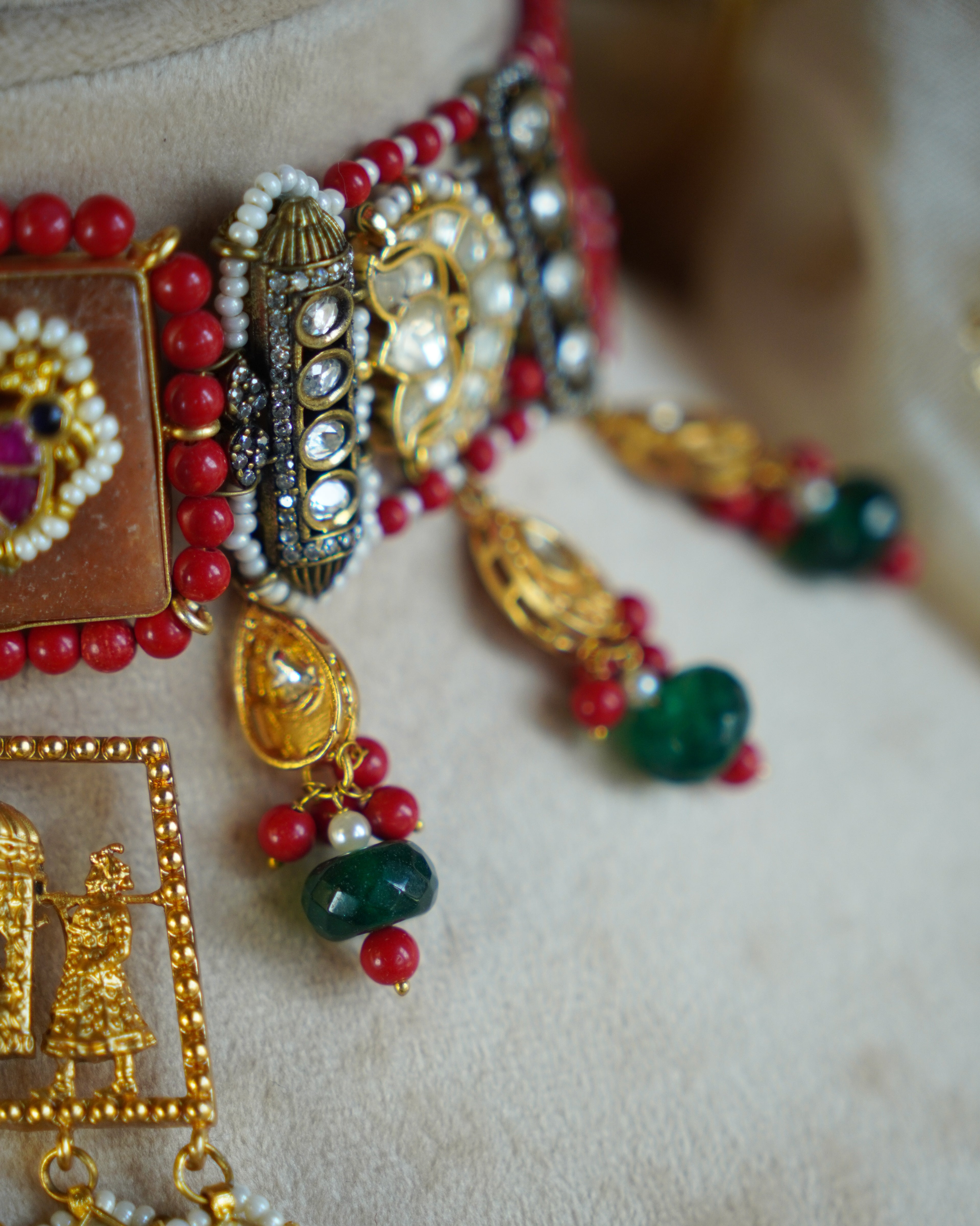ROOP- Bride and Wedding Palki Stonework Kundan Choker Set