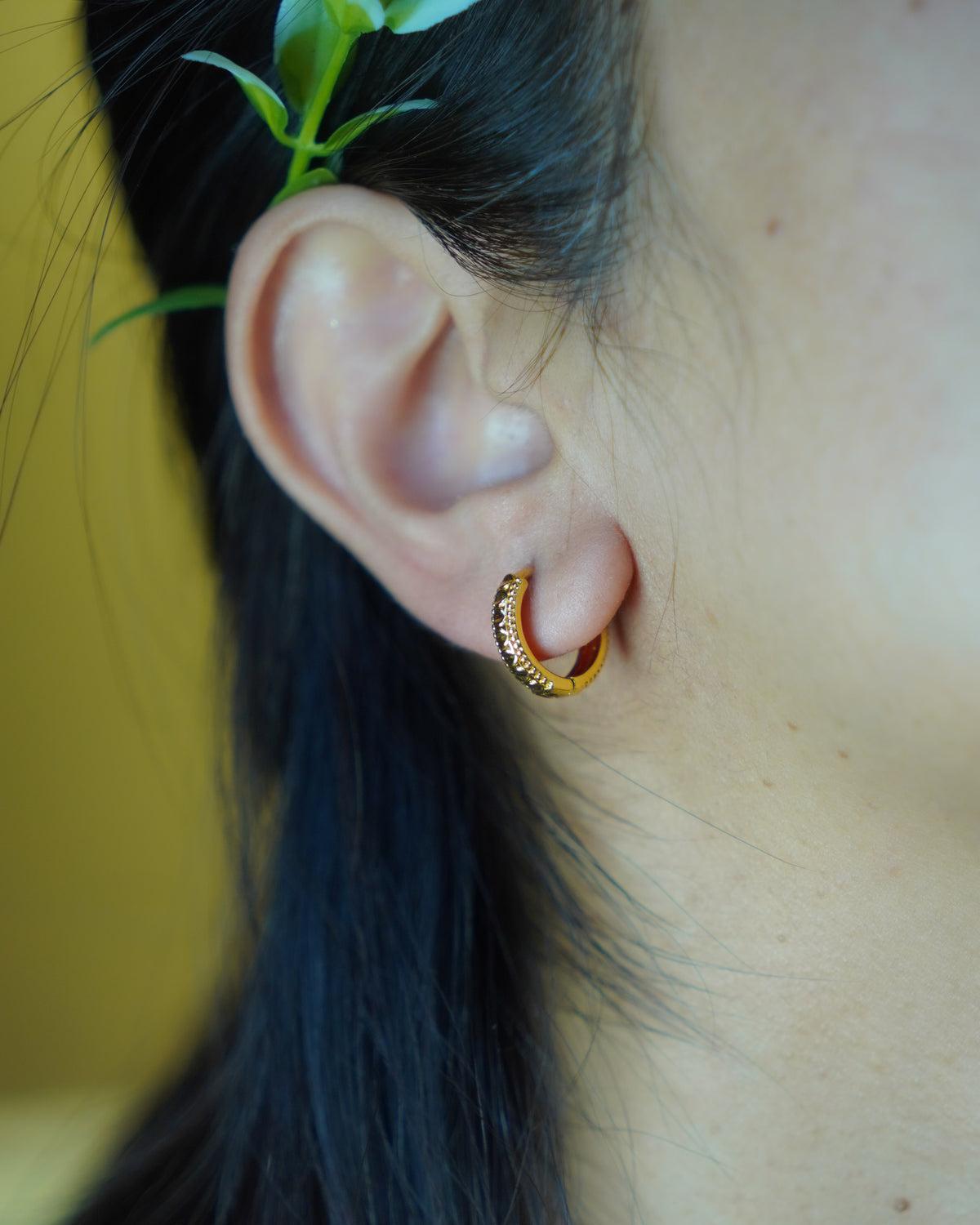 FLORA- Vintage Textured Mini Hoop Earrings