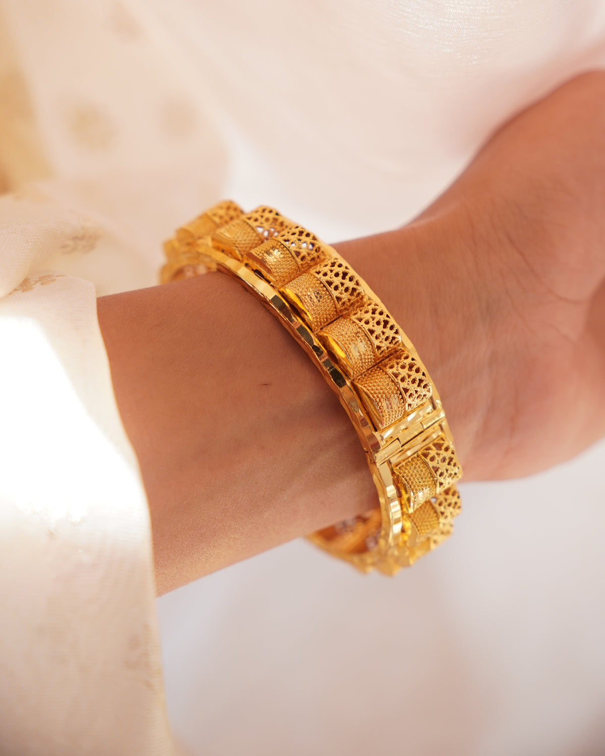 ORO- Structural Heritage Kada Set – 1gm Gold Plated Intricate Geometric Net Work Bangles set of 2