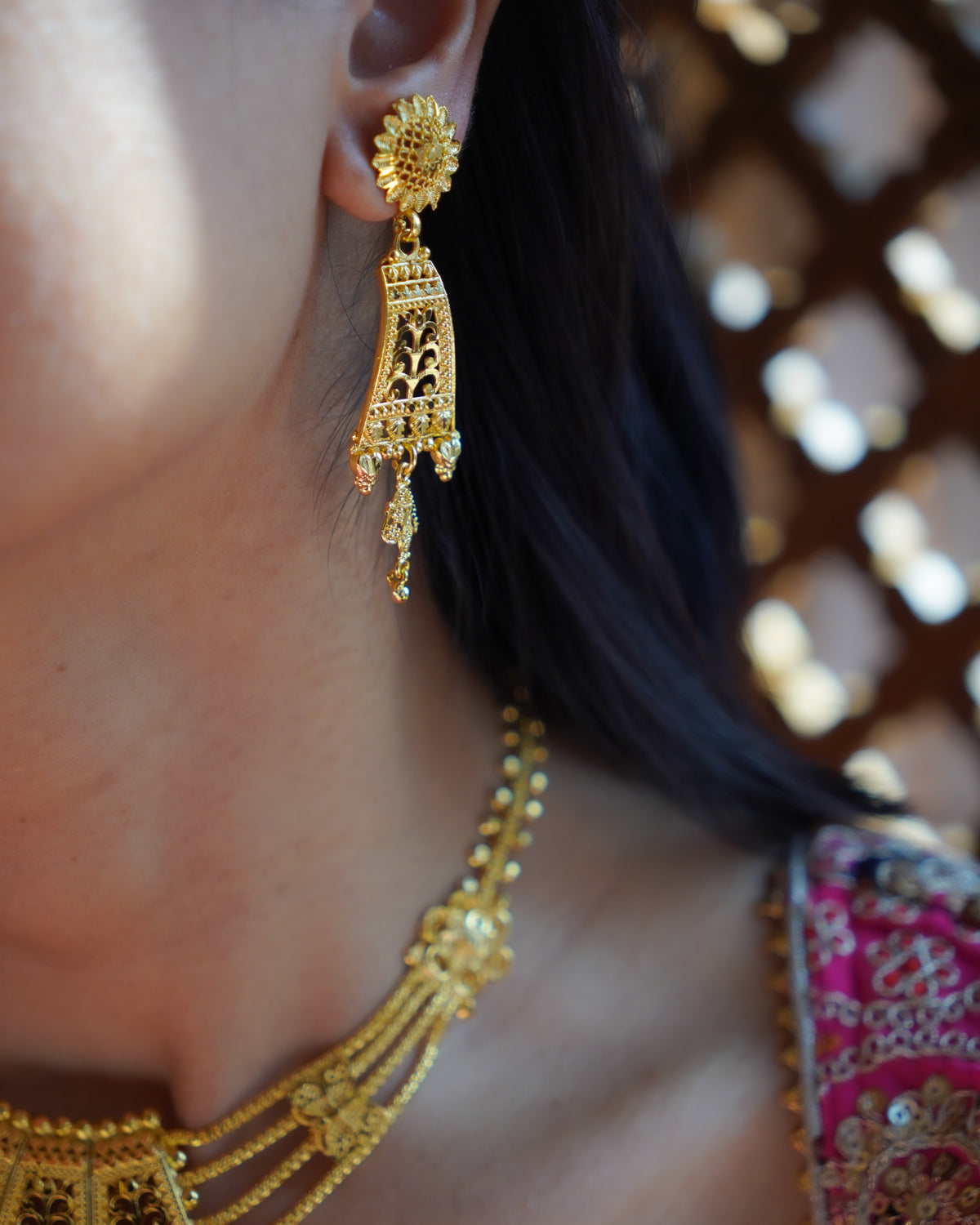 ORO-Opulent Floral Gold Necklace Set