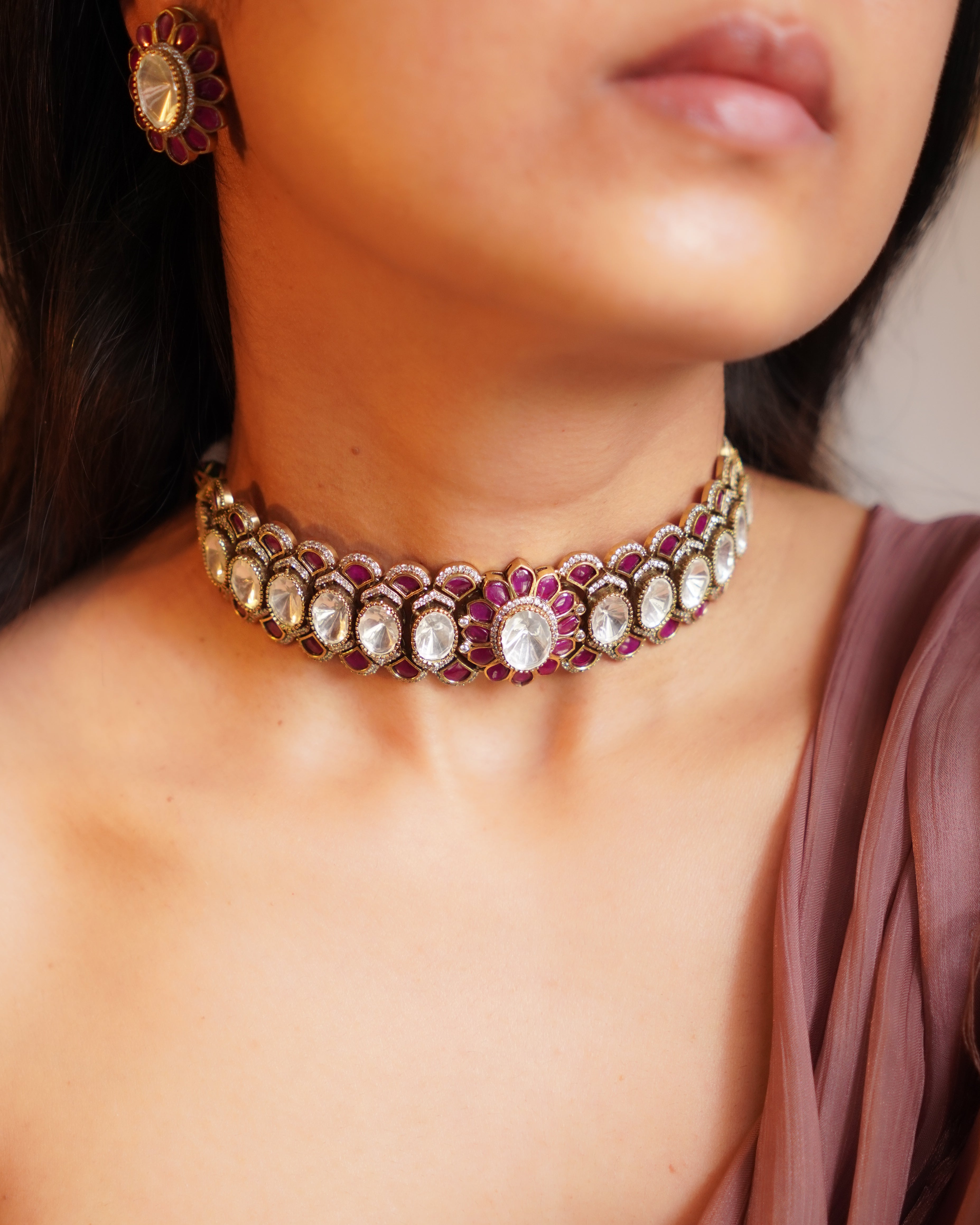 ZIKHIN- Maharani Splendor Elegant Choker Set
