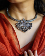 Anassa-Floral Peacock Folk Necklace Set