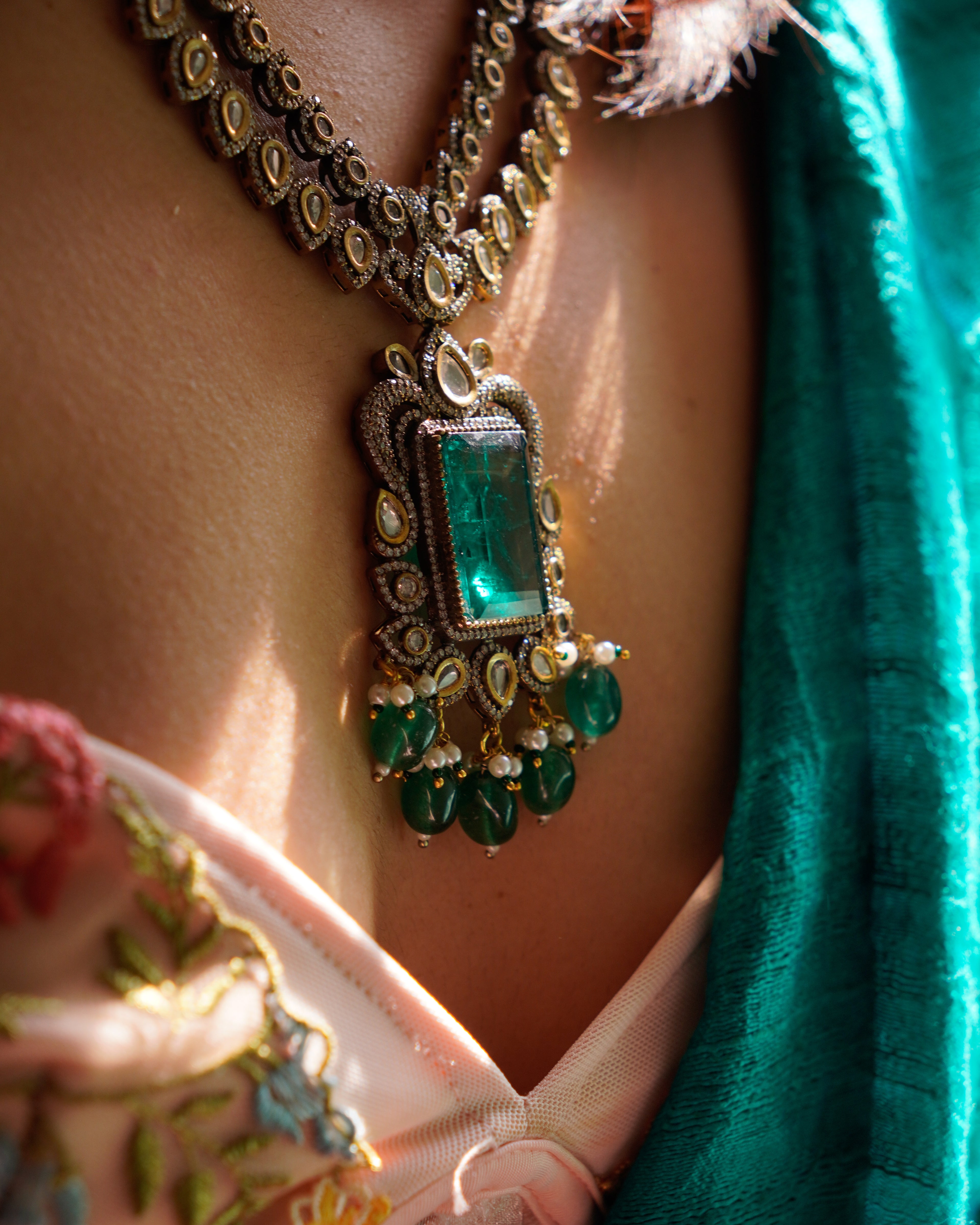ROOP-Royal Victorian Kundan Stonework Necklace Set