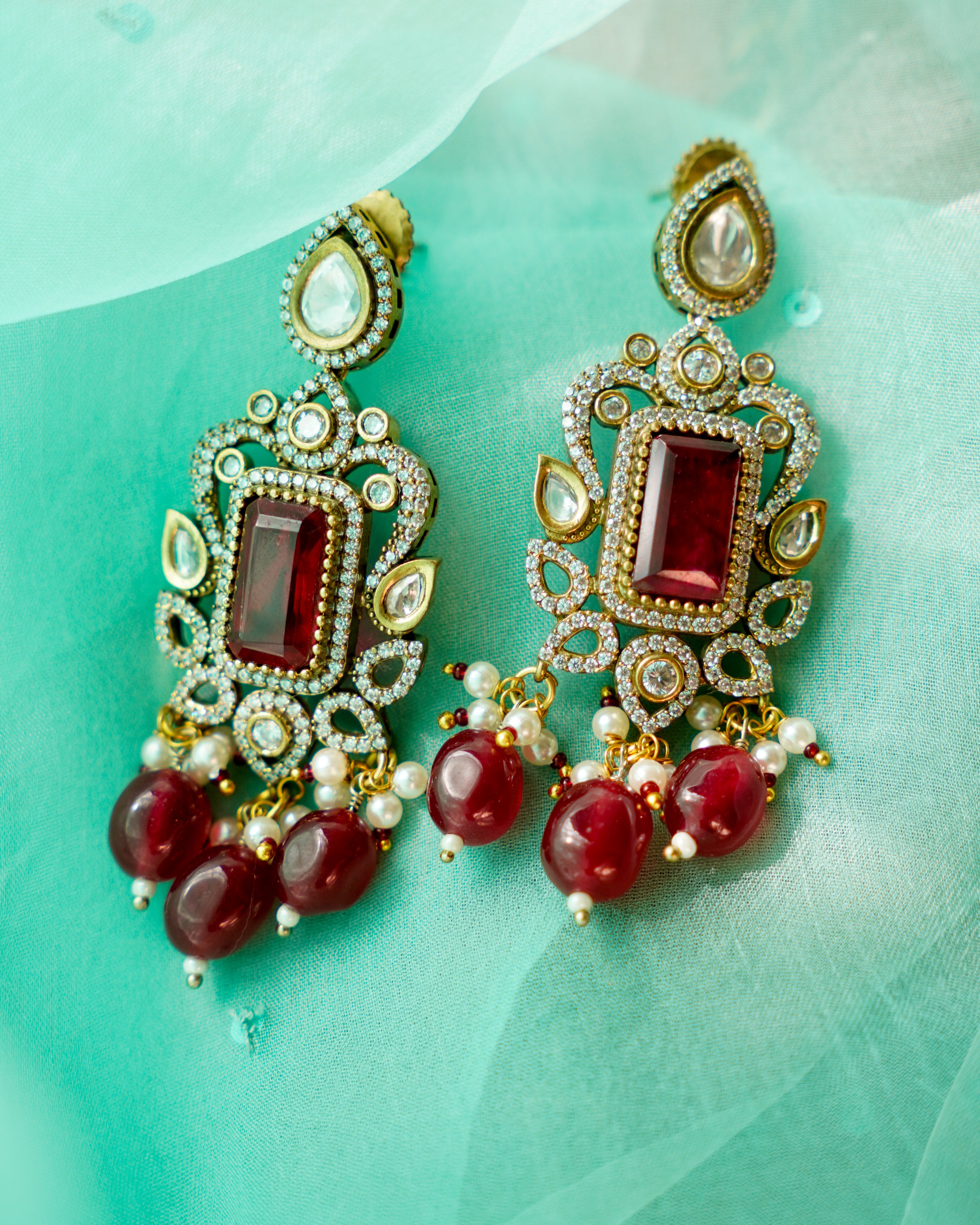 ROOP-Royal Victorian Kundan Stonework Necklace Set