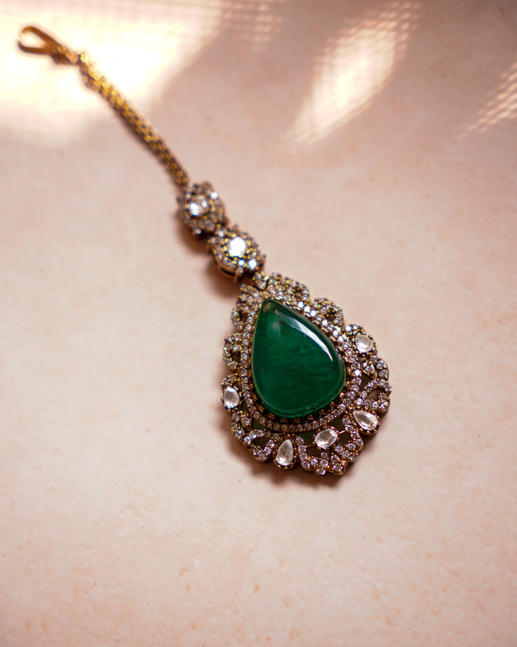 ROOP-Victorian Maang Tikka