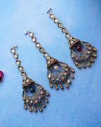 ROOP- Radiant Regal Maang Tikka