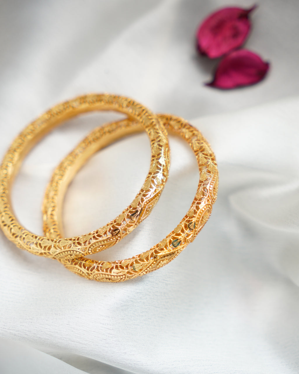 ORO- Gold Paisley Bangles