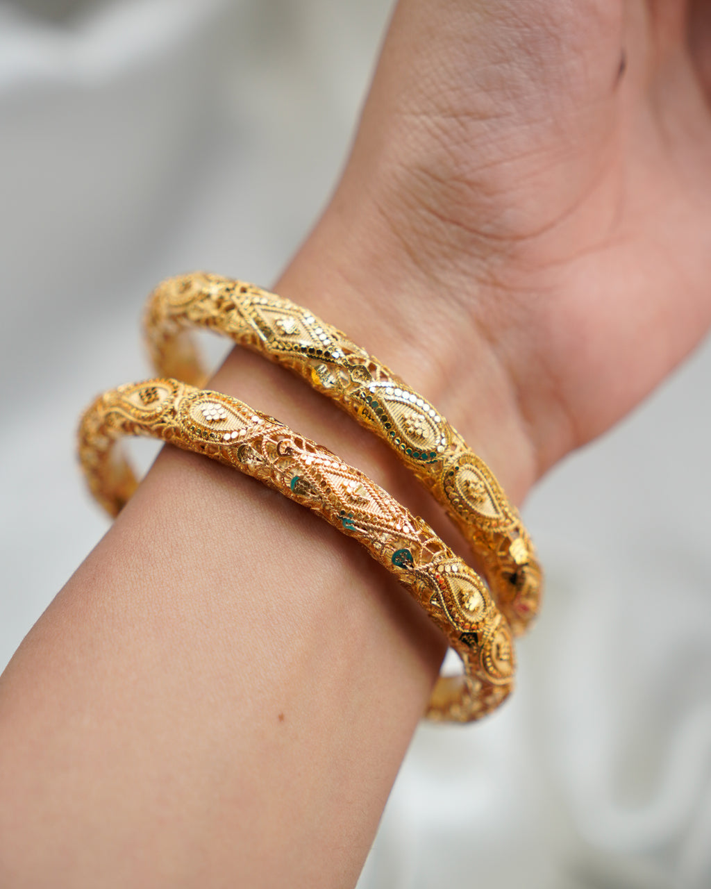 ORO- Gold Paisley Bangles