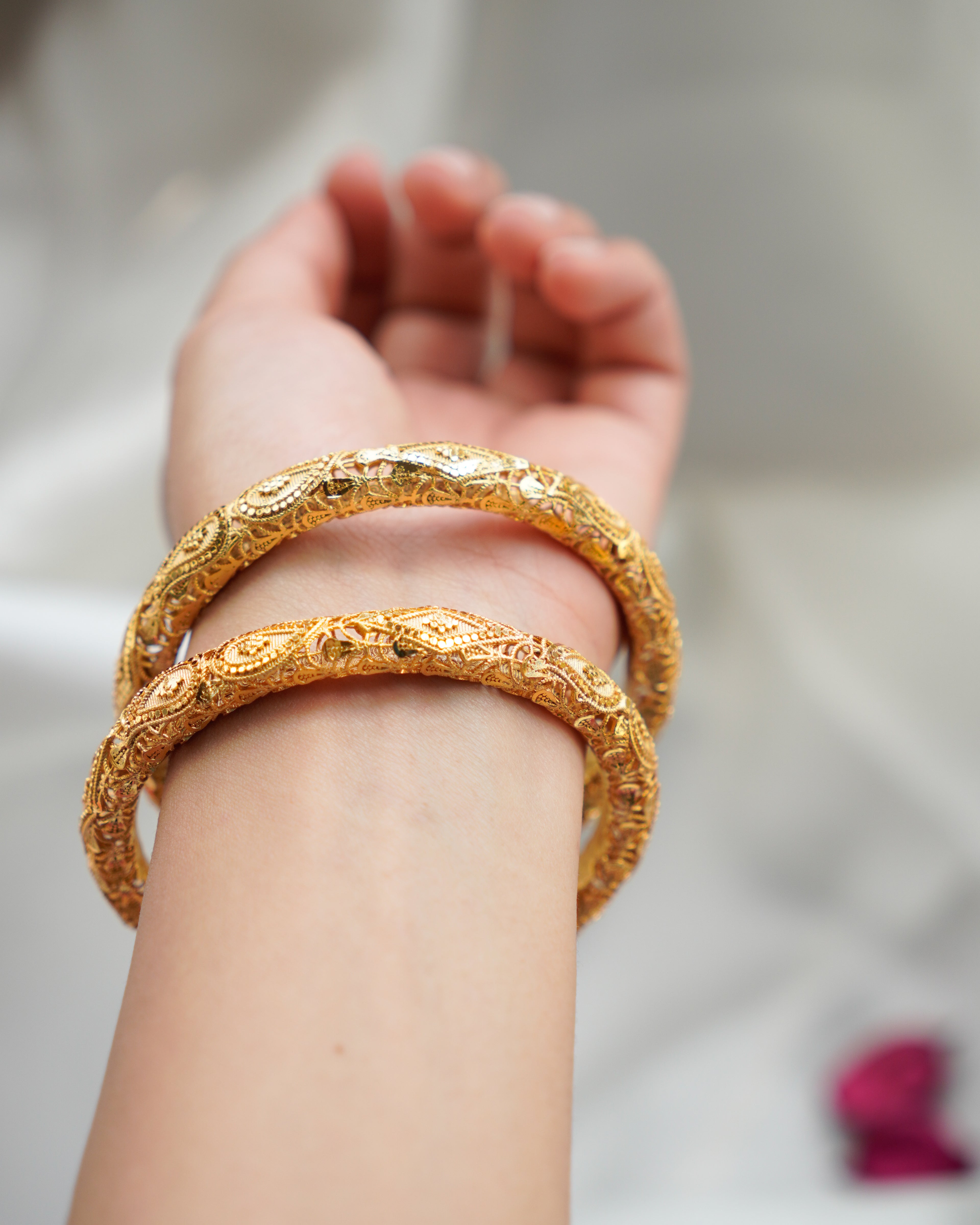 ORO- Gold Paisley Bangles
