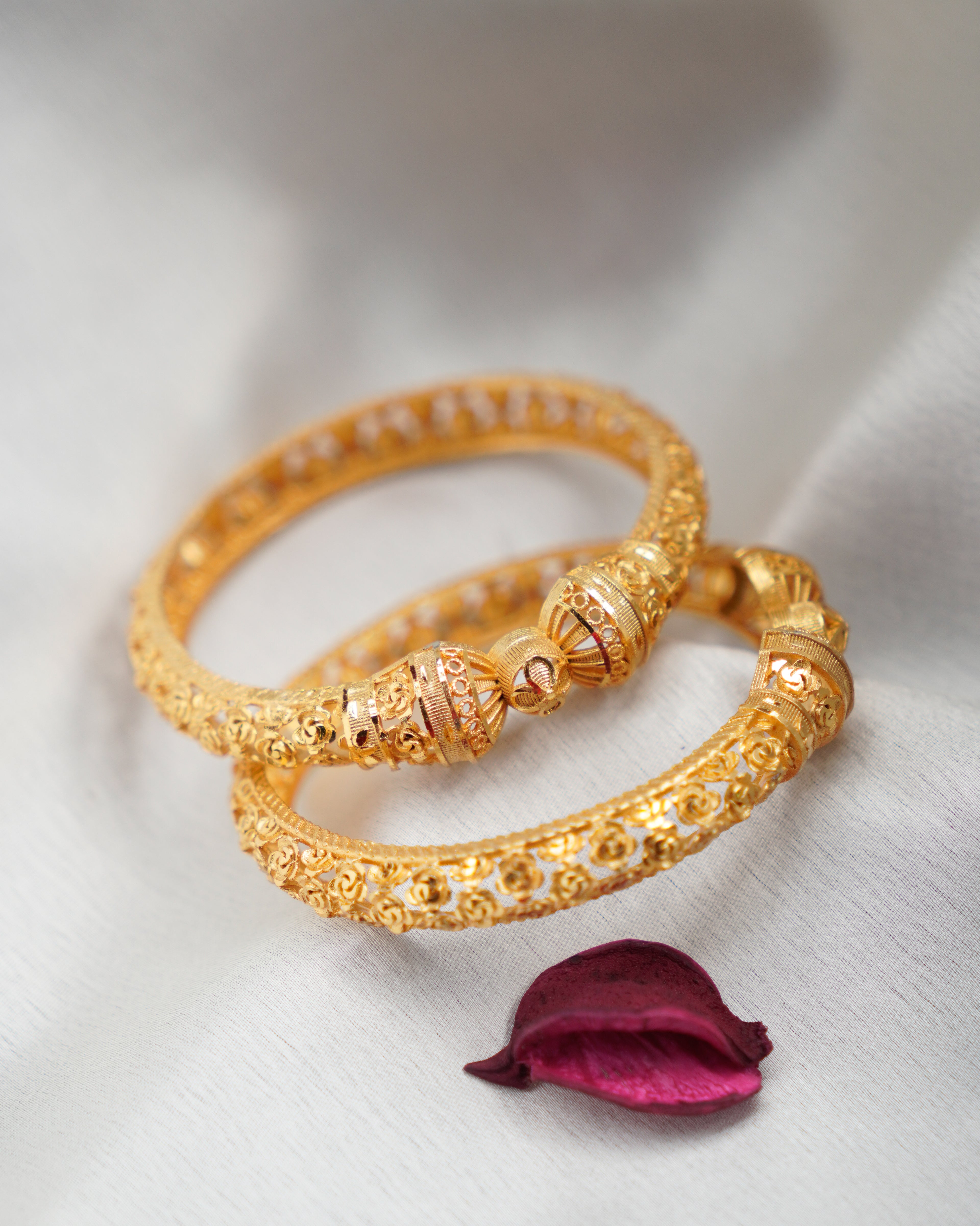 ORO-Flower Designed Gold Plated Bangles