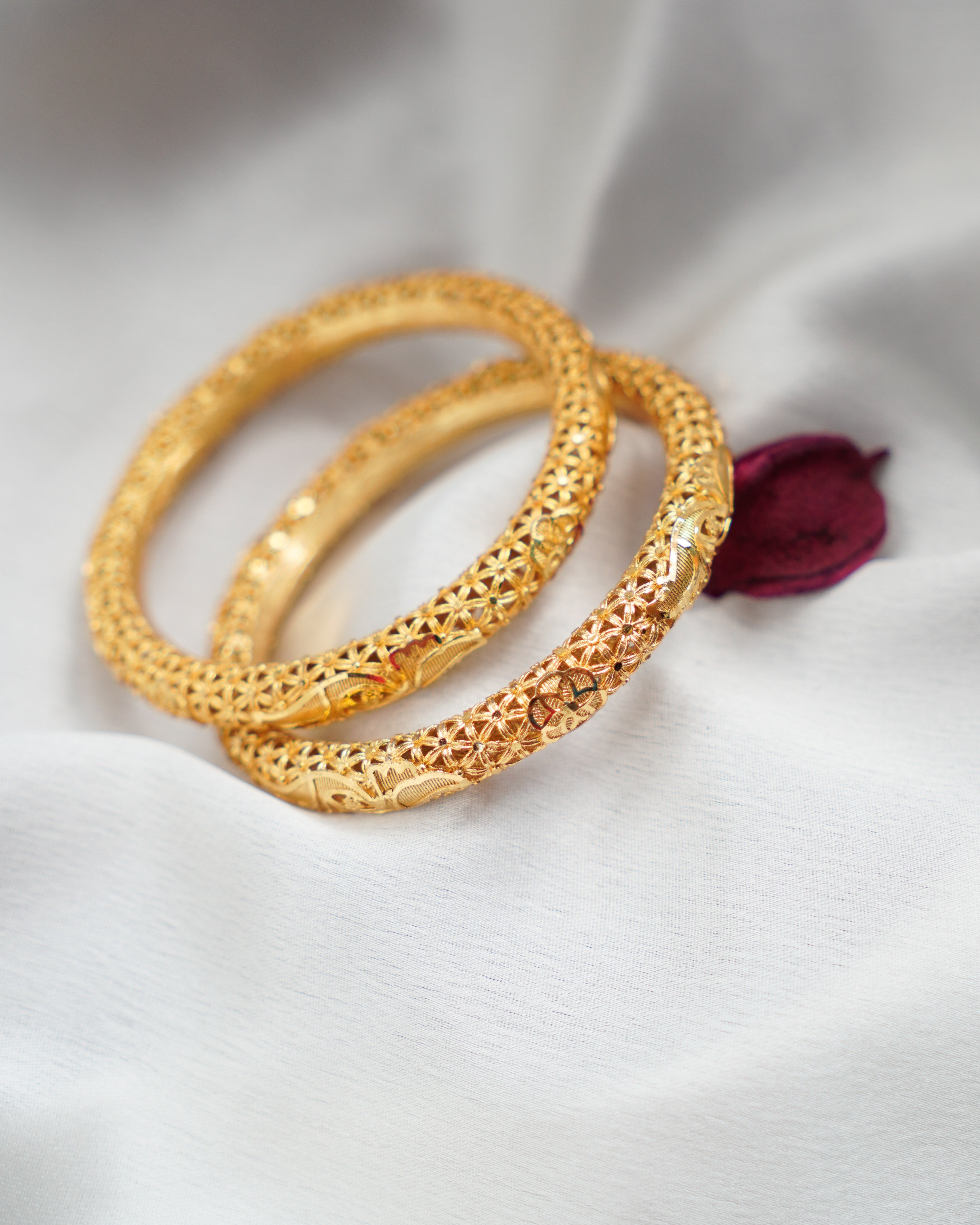 ORO- Gold Bangles