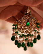 ROOP- Bird Motif Traditional Maang Tikka