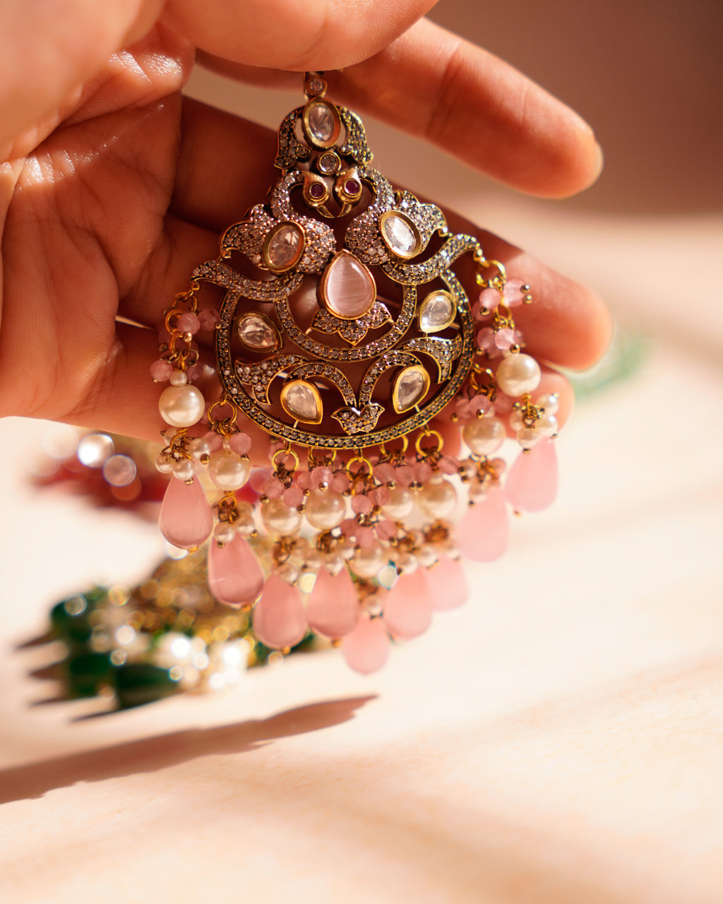 ROOP- Bird Motif Traditional Maang Tikka