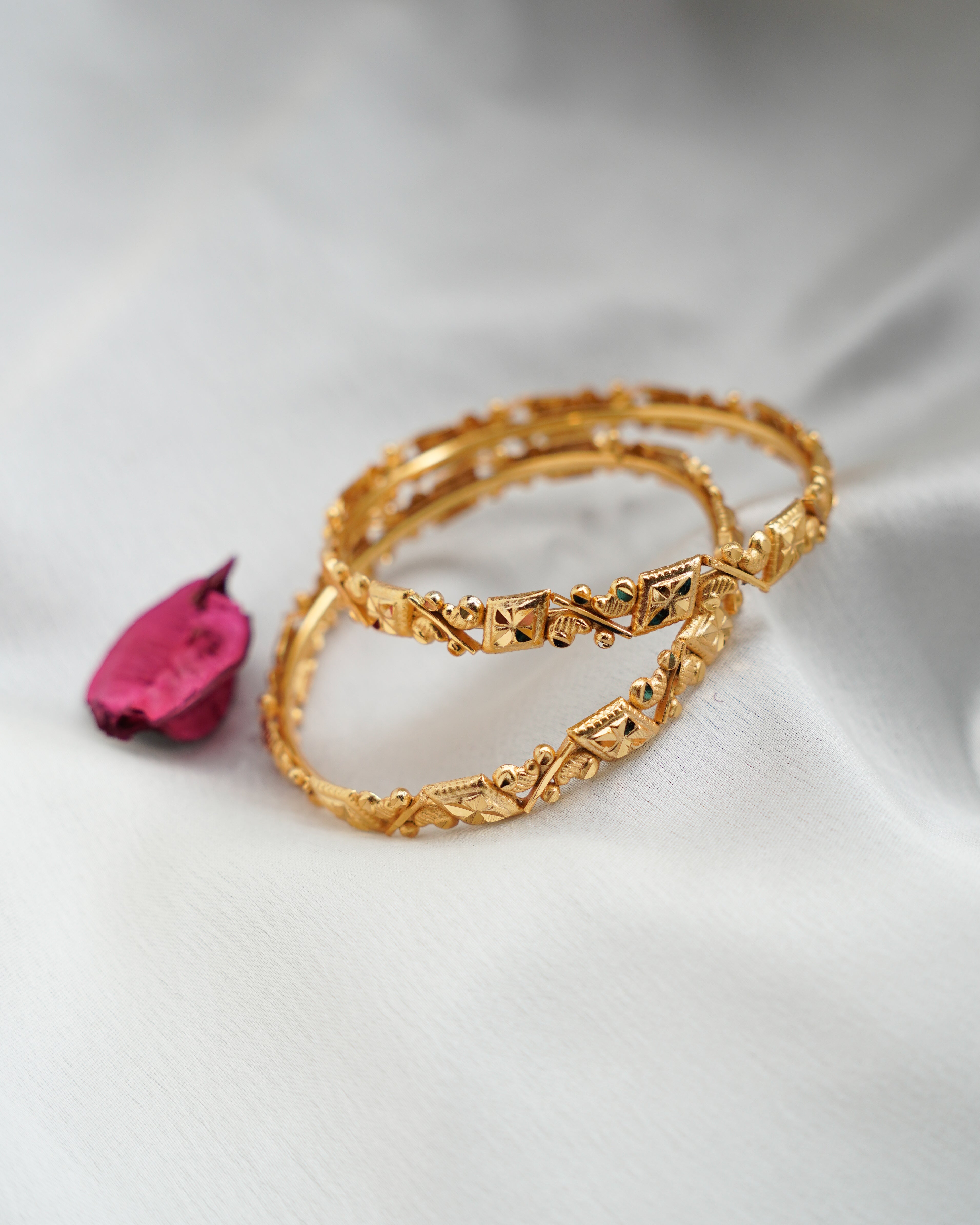 ORO-Traditional Gold Churi Bangles