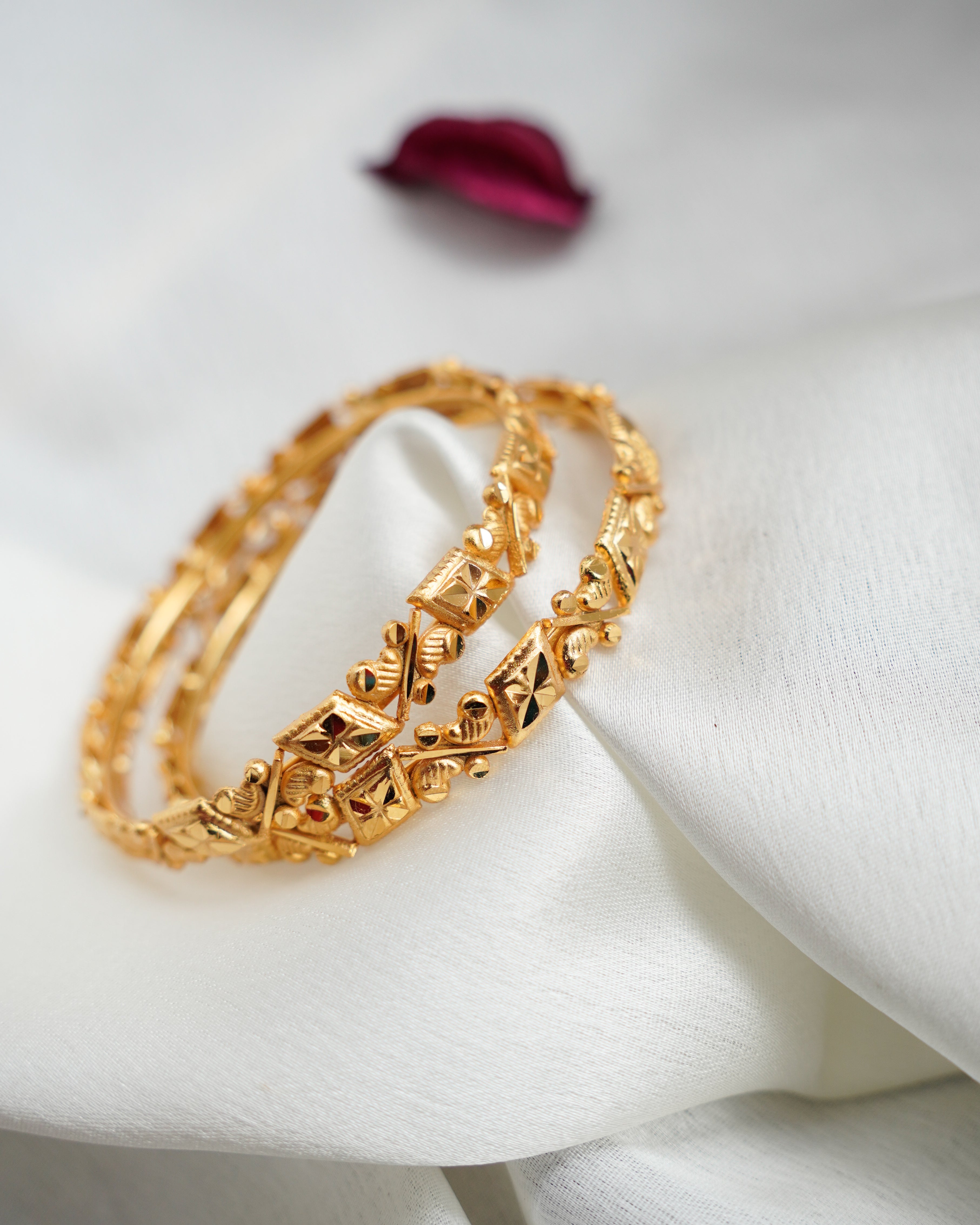 ORO-Traditional Gold Churi Bangles
