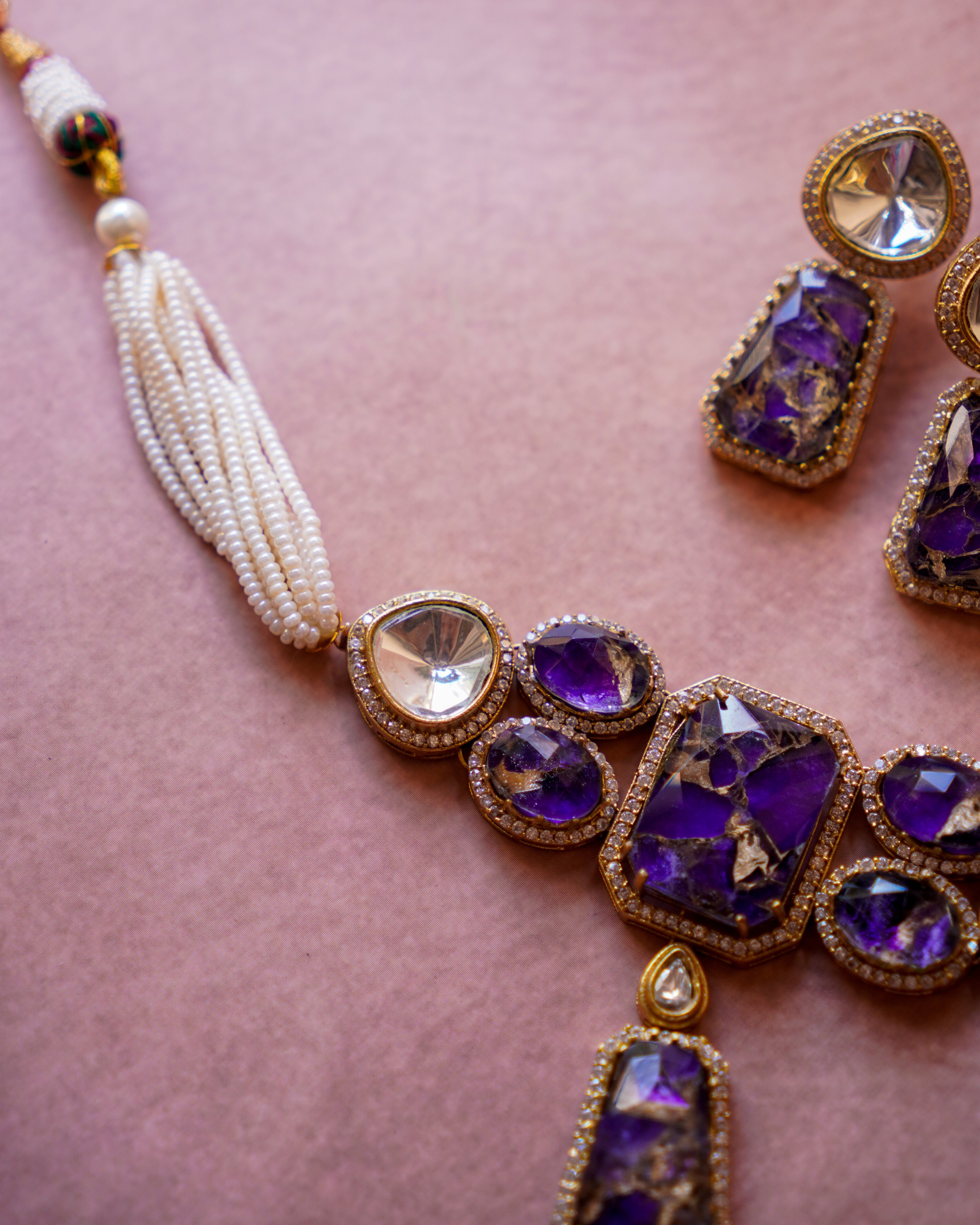 ZIKHIN- Royalty Necklace Choker Set