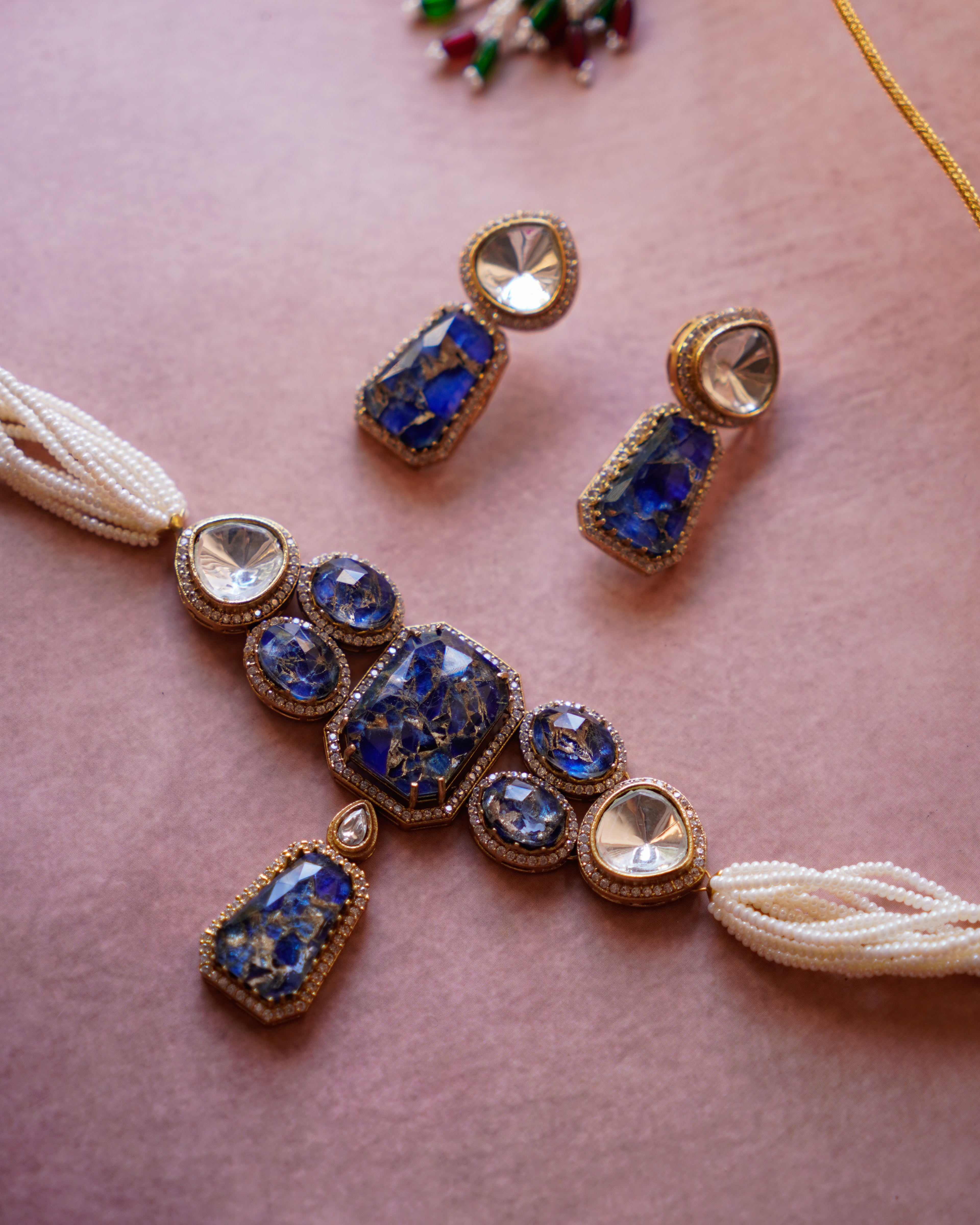 ZIKHIN- Royalty Necklace Choker Set
