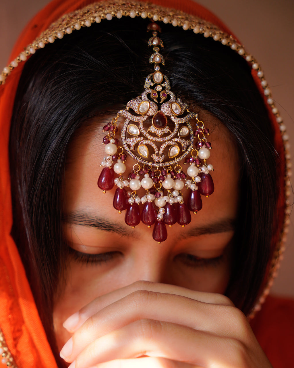 ROOP- Bird Motif Traditional Maang Tikka