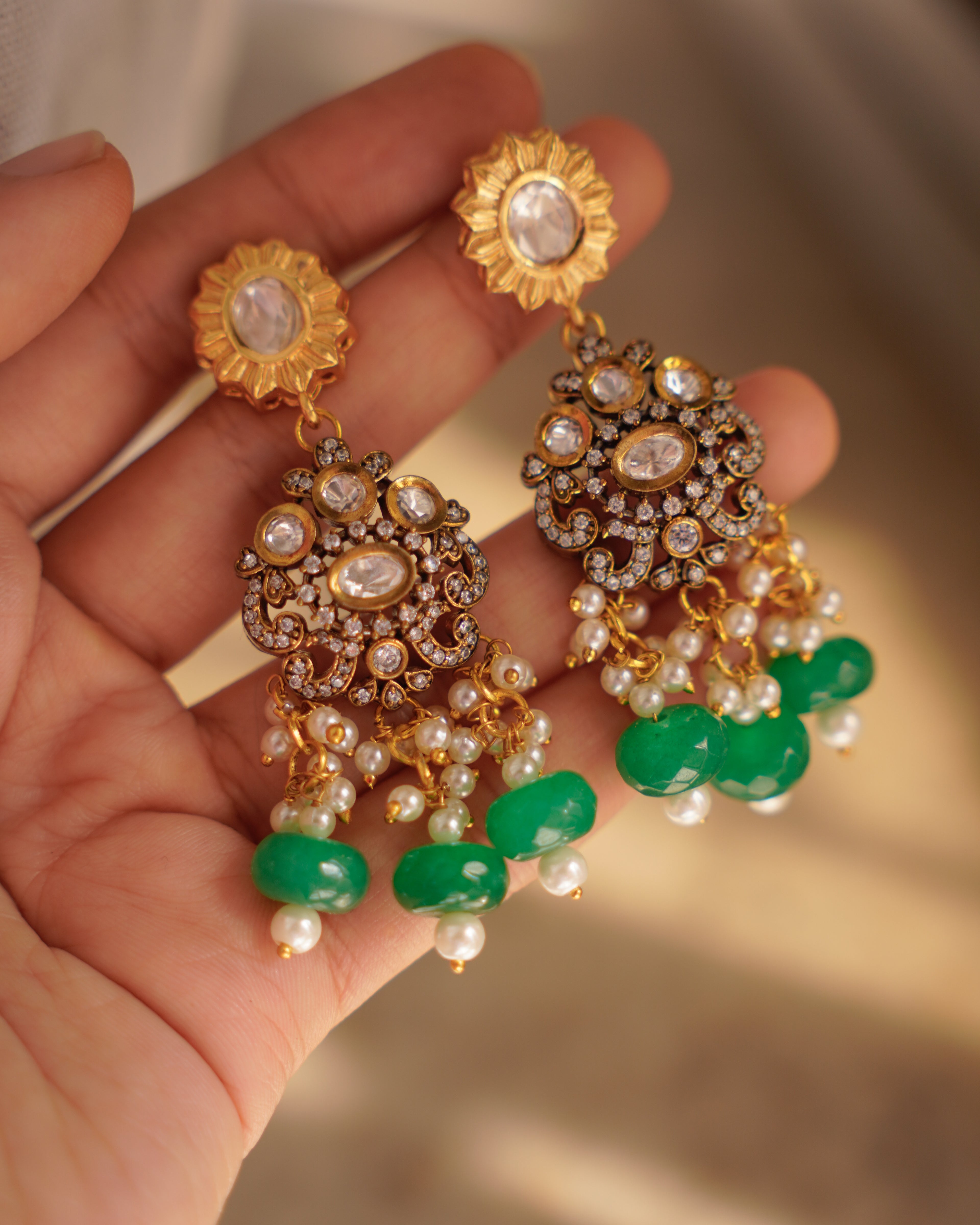 ZIKHIN- Beautiful Palki Stonework Kundan Choker Set