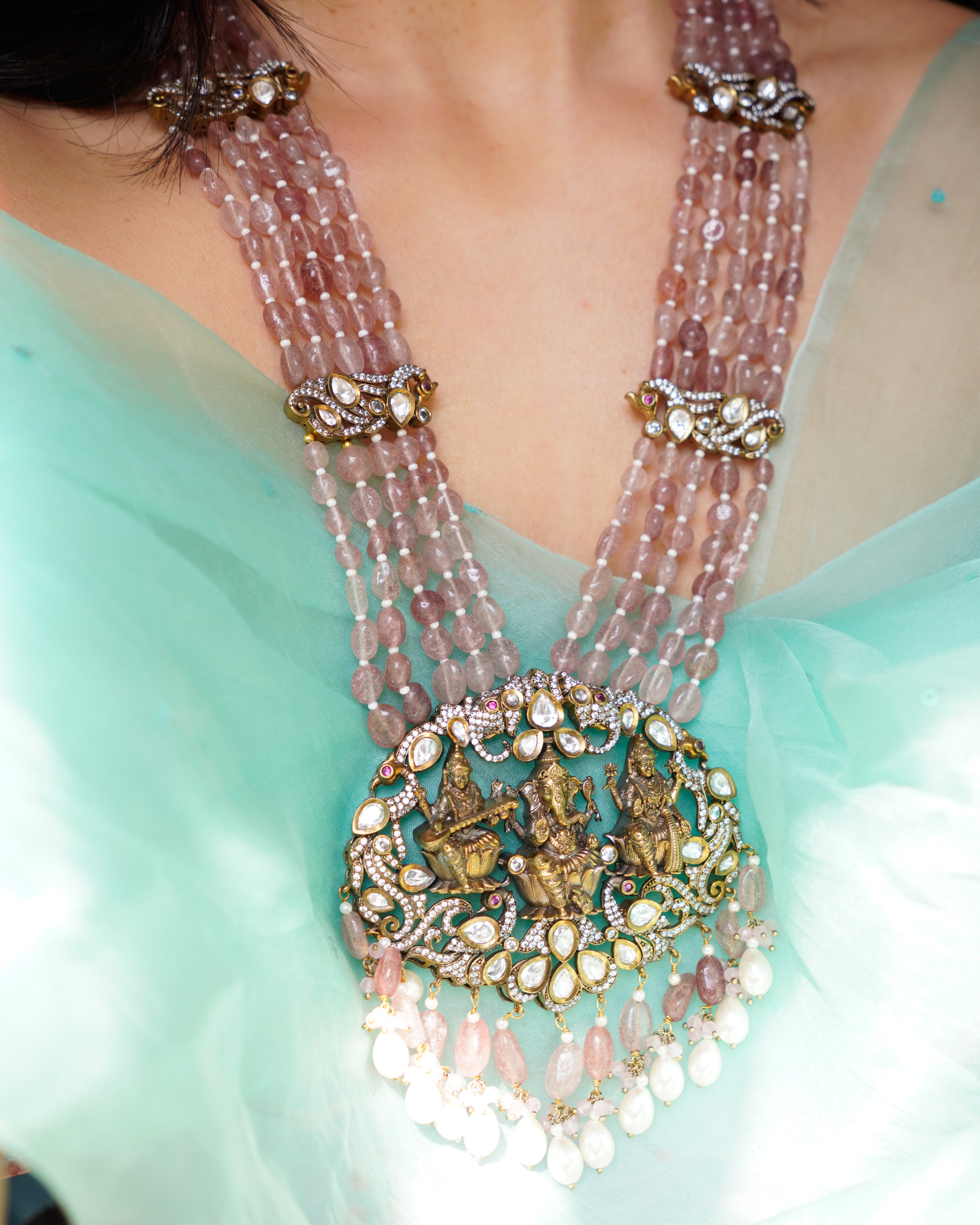 ZIKHIN - Divine Victorian Kundan Pendant Necklace set with Quartz Stones