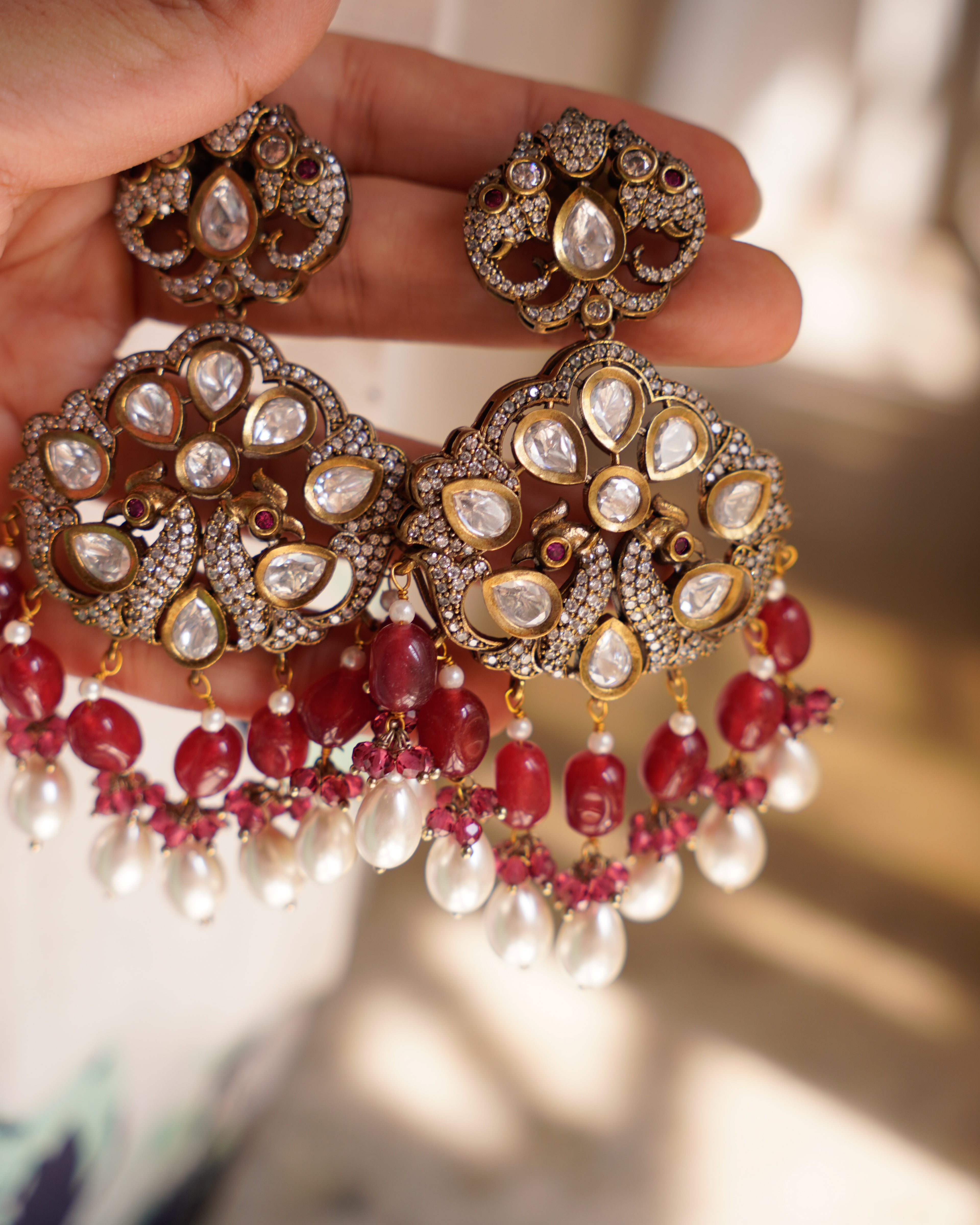 ZIKHIN - Divine Victorian Kundan Pendant Necklace set with Quartz Stones