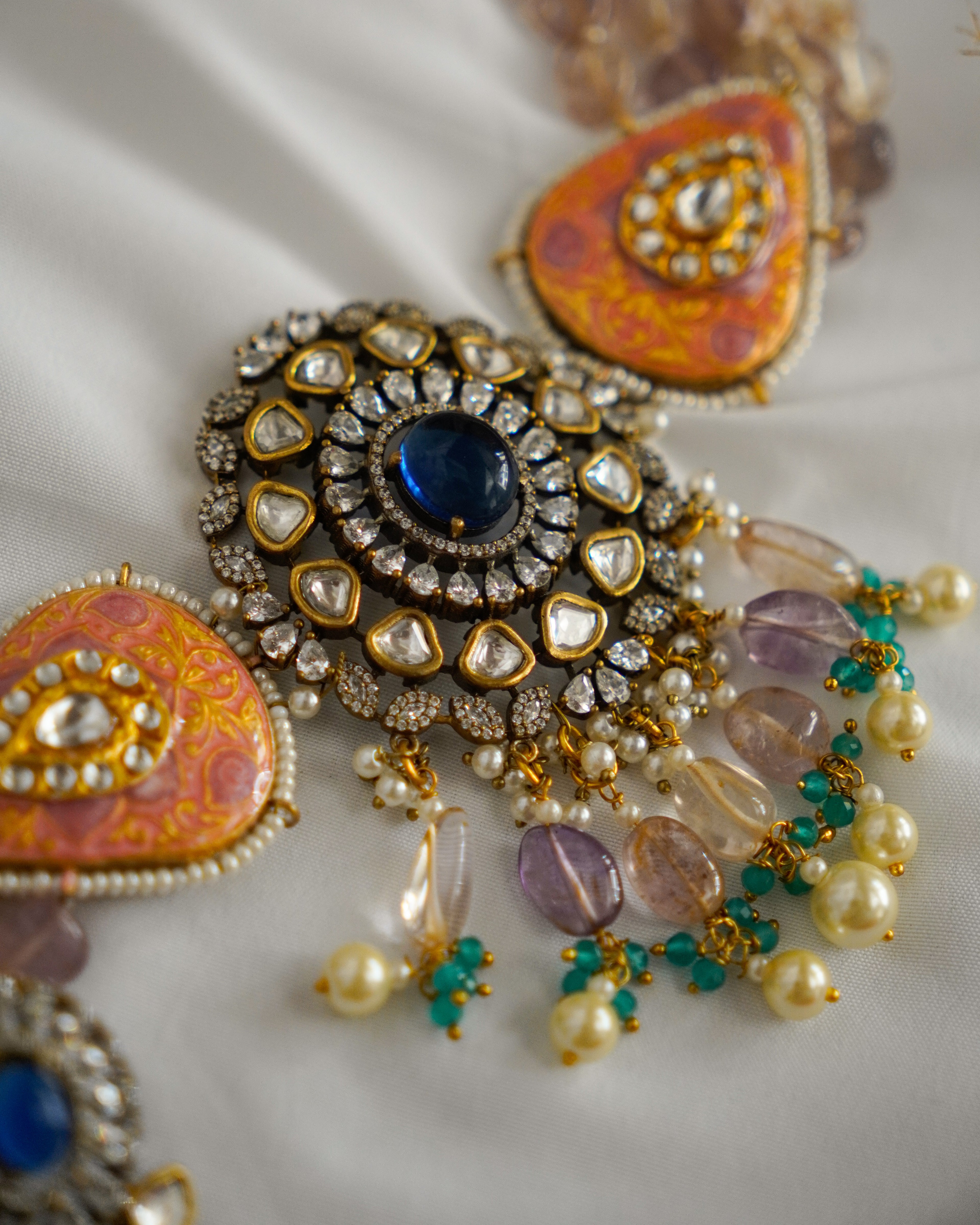 ZIKHIN- Radiant Elegance Kundan Choker Set with Stunning Red Quartz