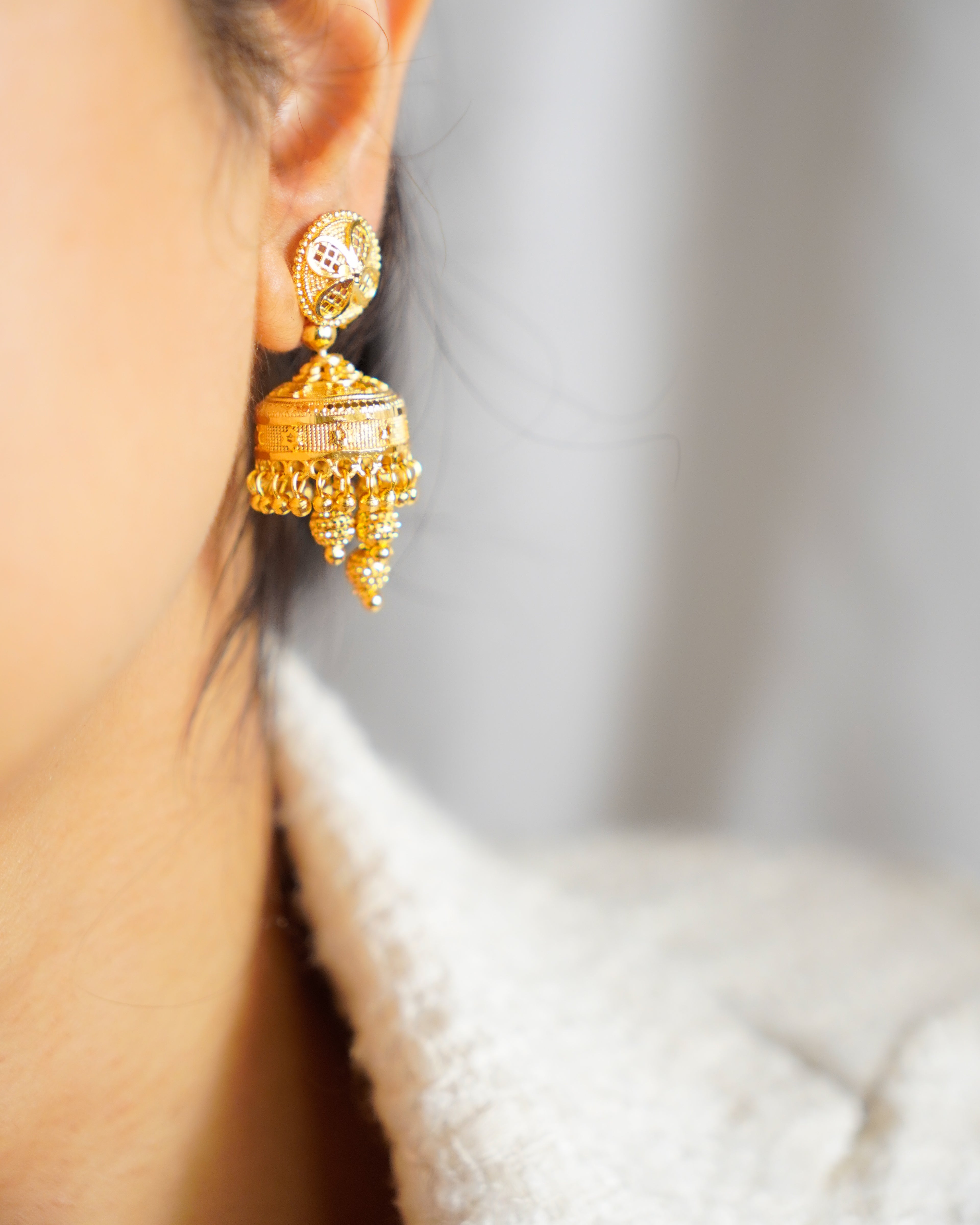 ORO-Divine Radiance Gold Jhumka Earrings