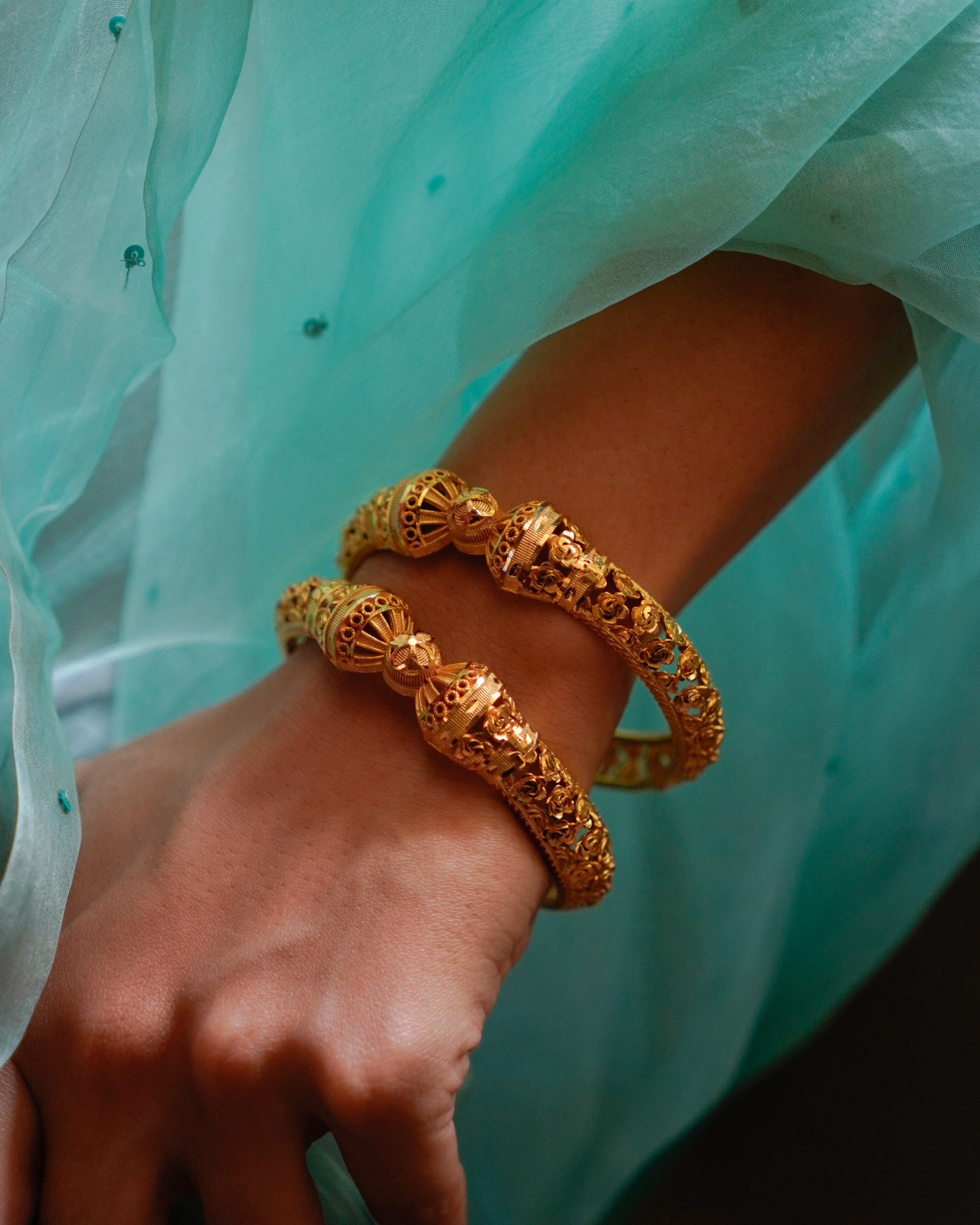 ORO-Flower Designed Gold Plated Bangles