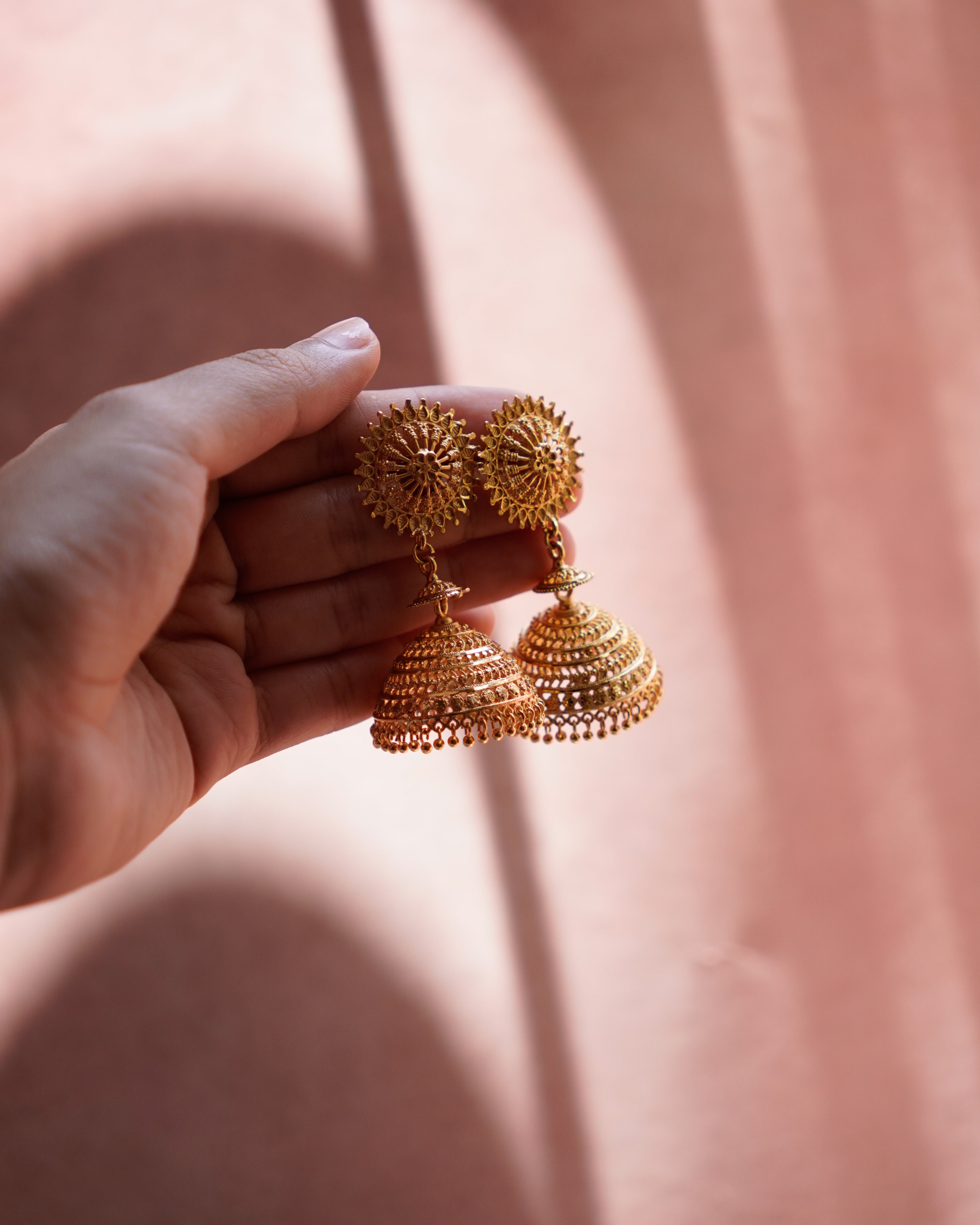 ORO-Dazzling Gold Jhumka Earrings
