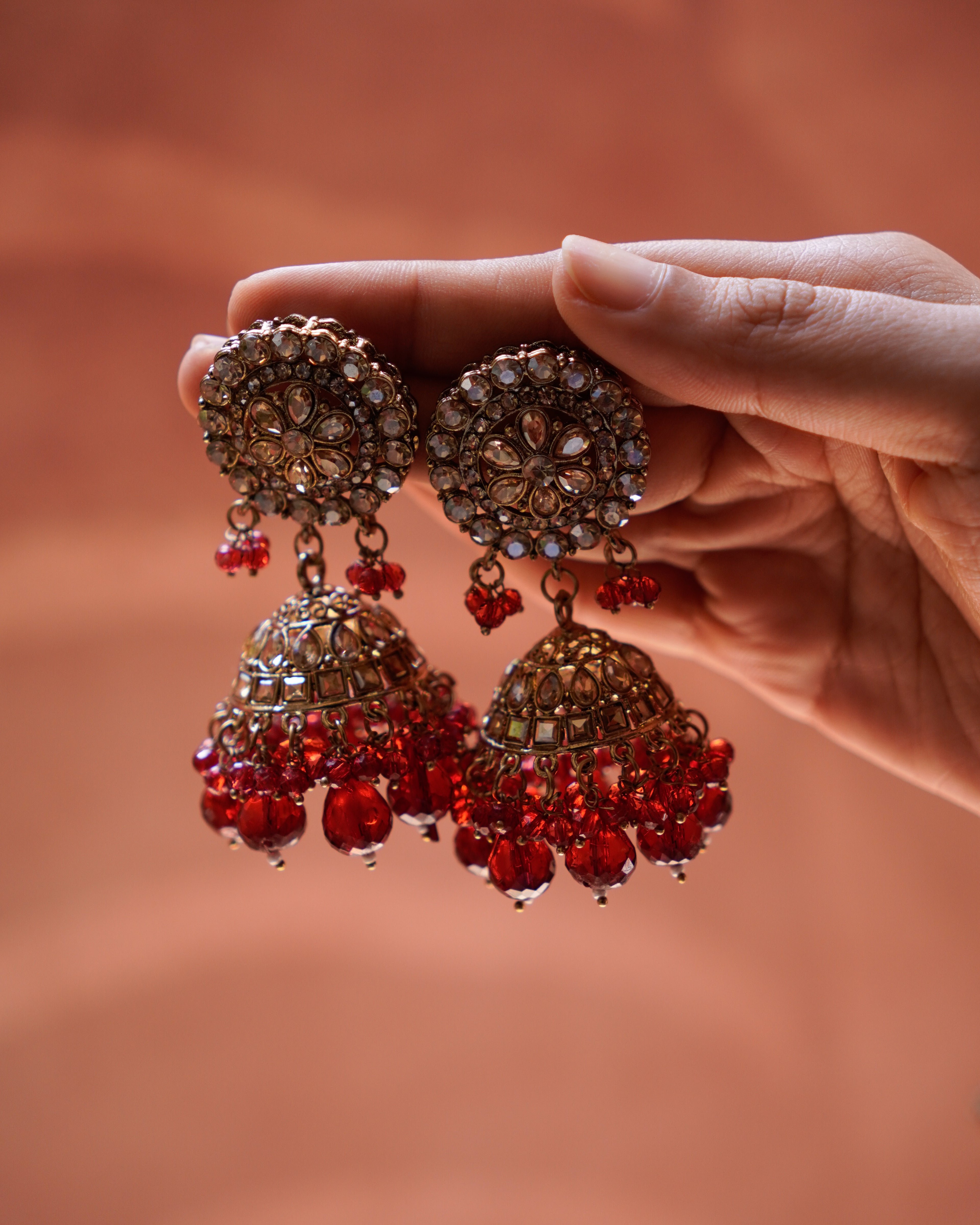 Dazzling Kundan Ethnic Jhumka Earrings