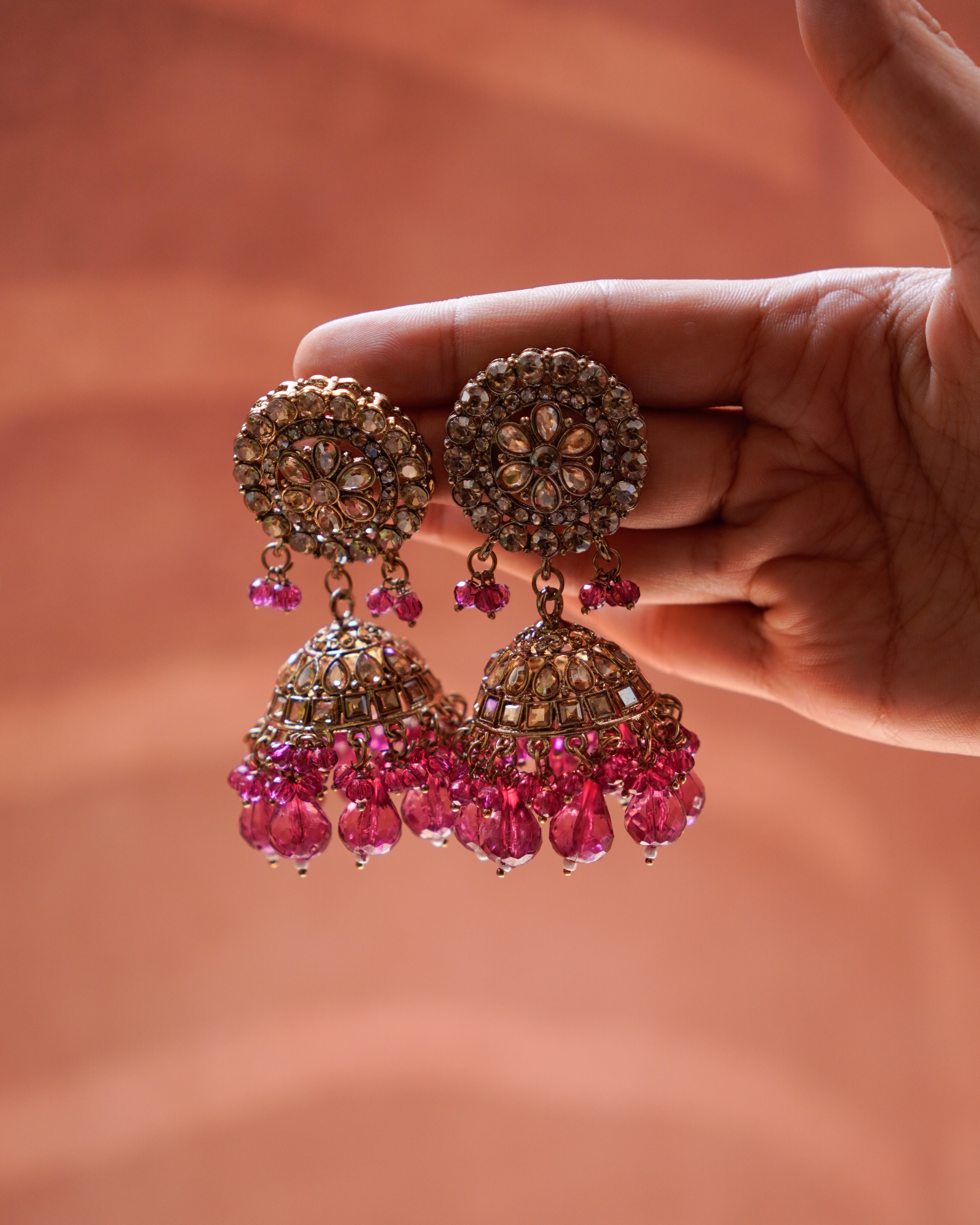 Dazzling Kundan Ethnic Jhumka Earrings