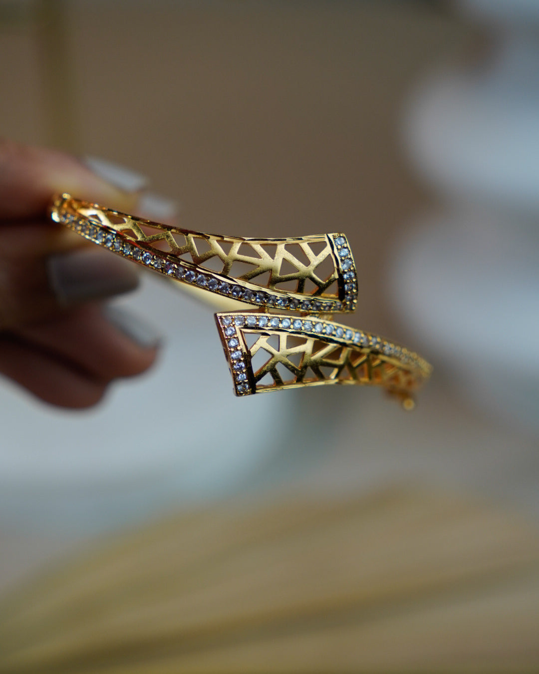 ORO-Beautiful Diamond Gold Bracelet