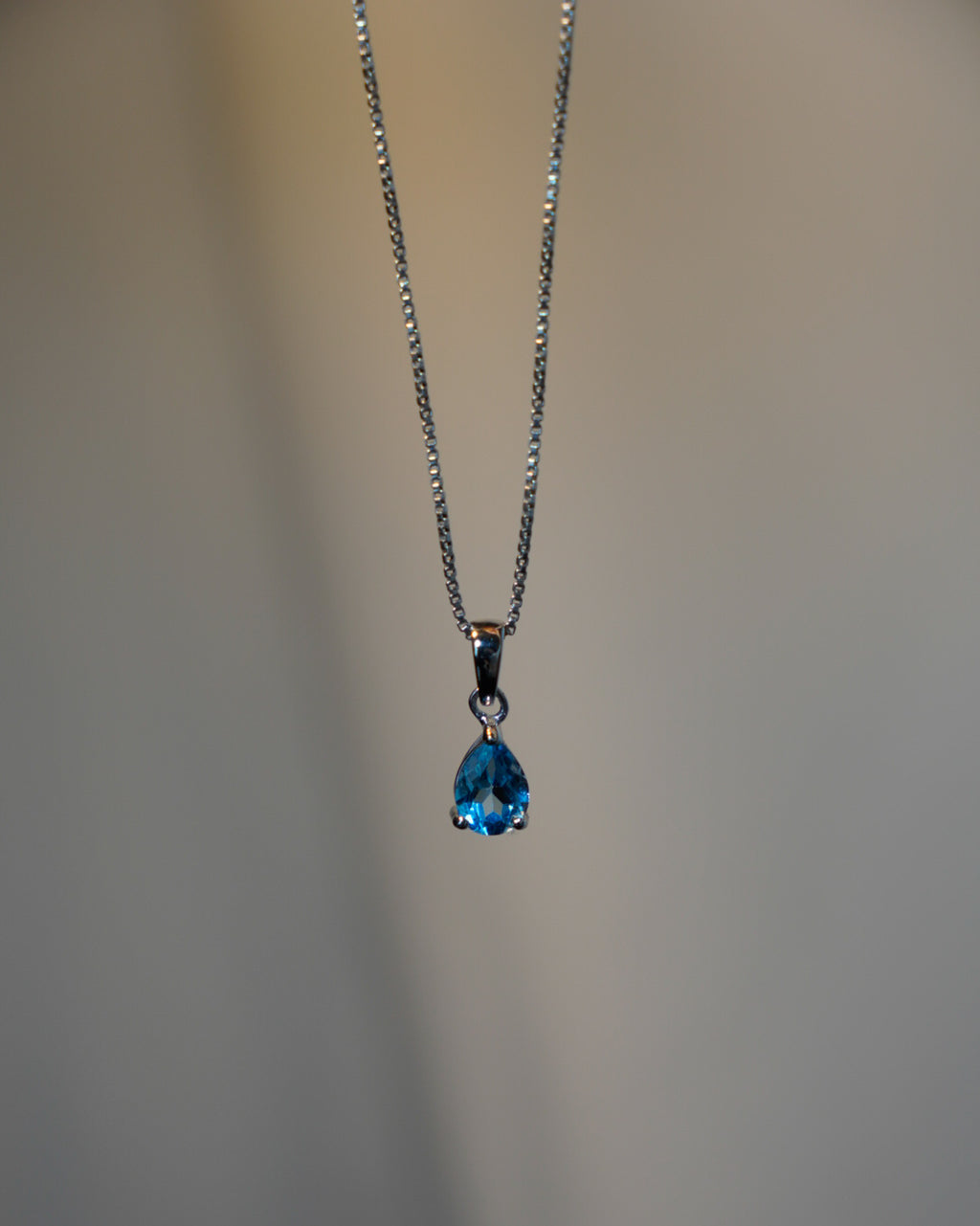 ARTEMIS-Ocean Blue Topaz Pendant In 925 Silver