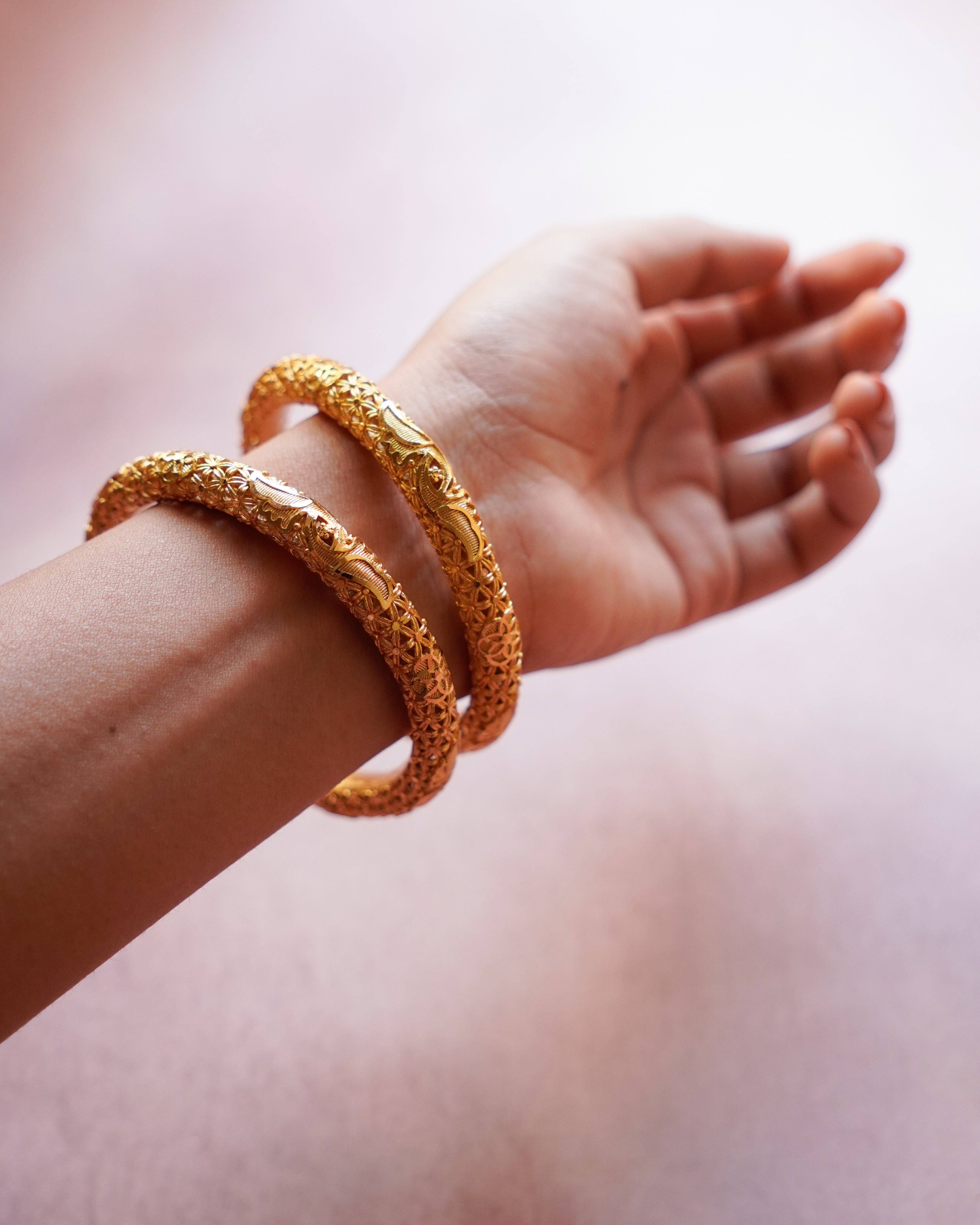 ORO- Gold Bangles