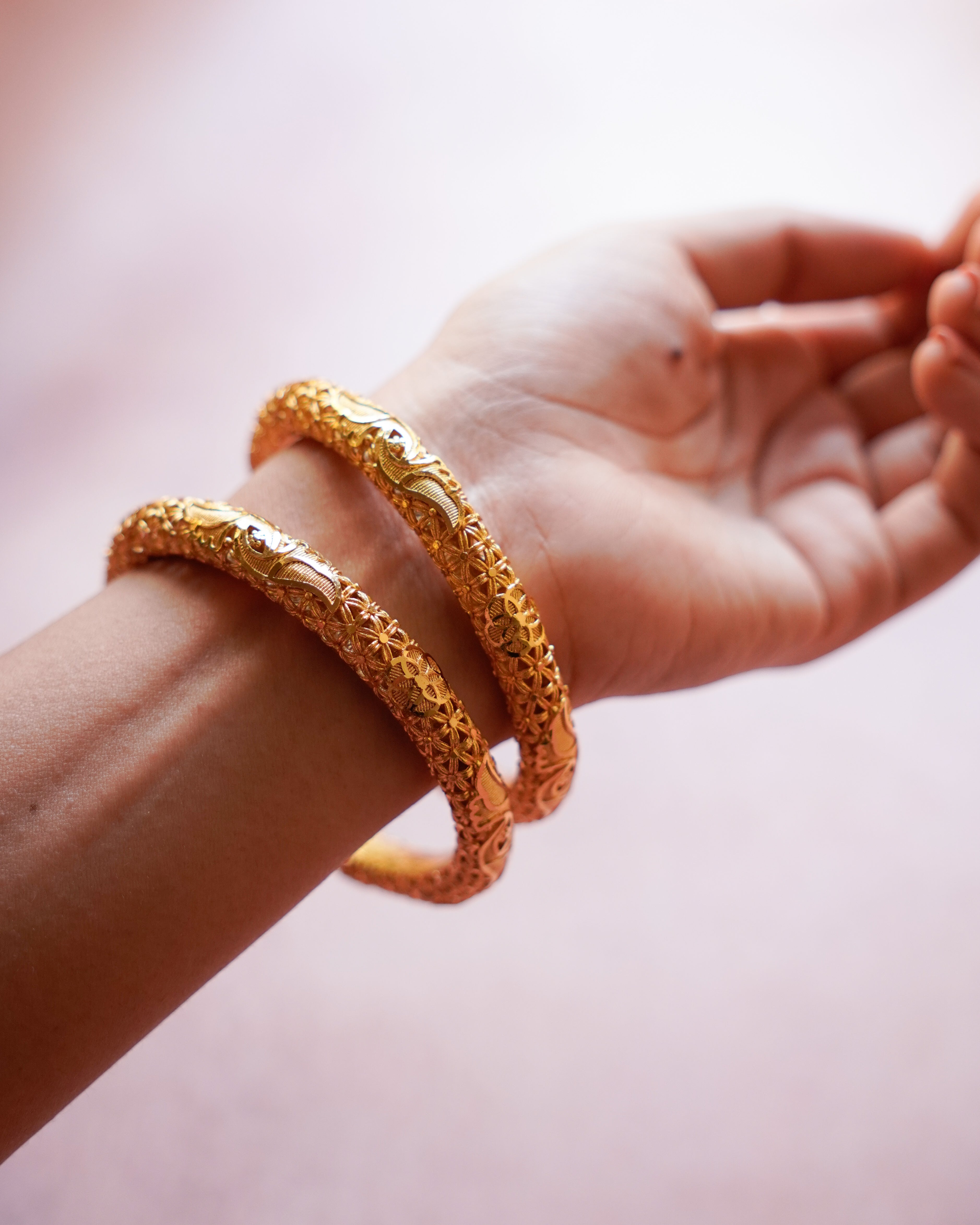 ORO- Gold Bangles