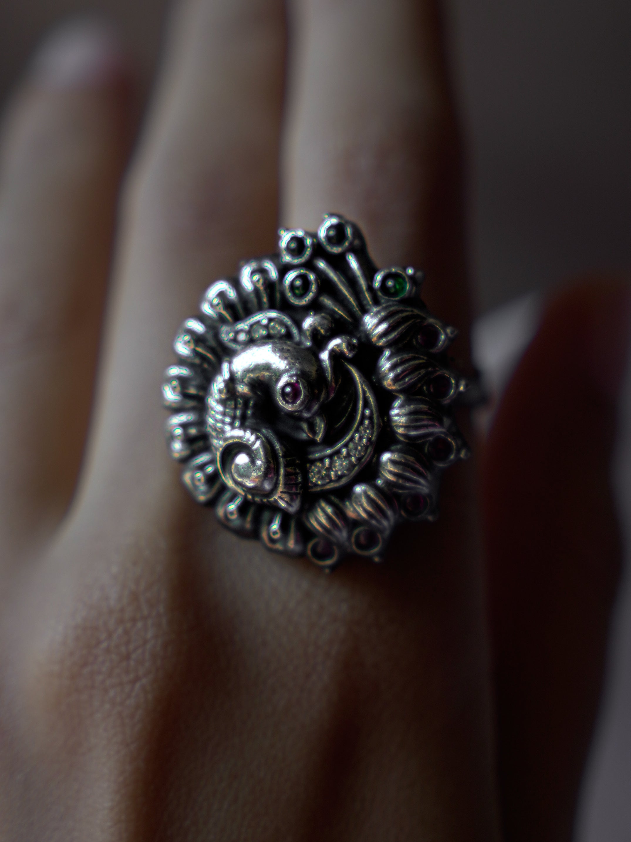 Anassa- The peacock's Embrace Regal Ring