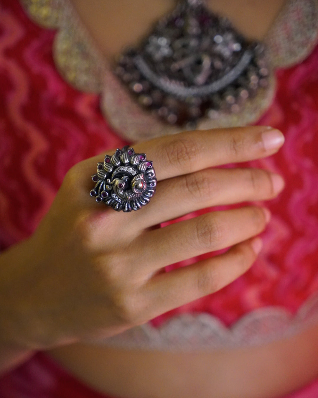 Anassa- The peacock's Embrace Regal Ring