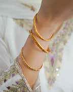 ORO- Traditional Churi Bangles Set